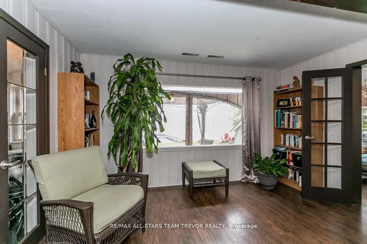 Photo 14 of 263 Pleasant Boulevard, Georgina, Keswick South — HOMEH