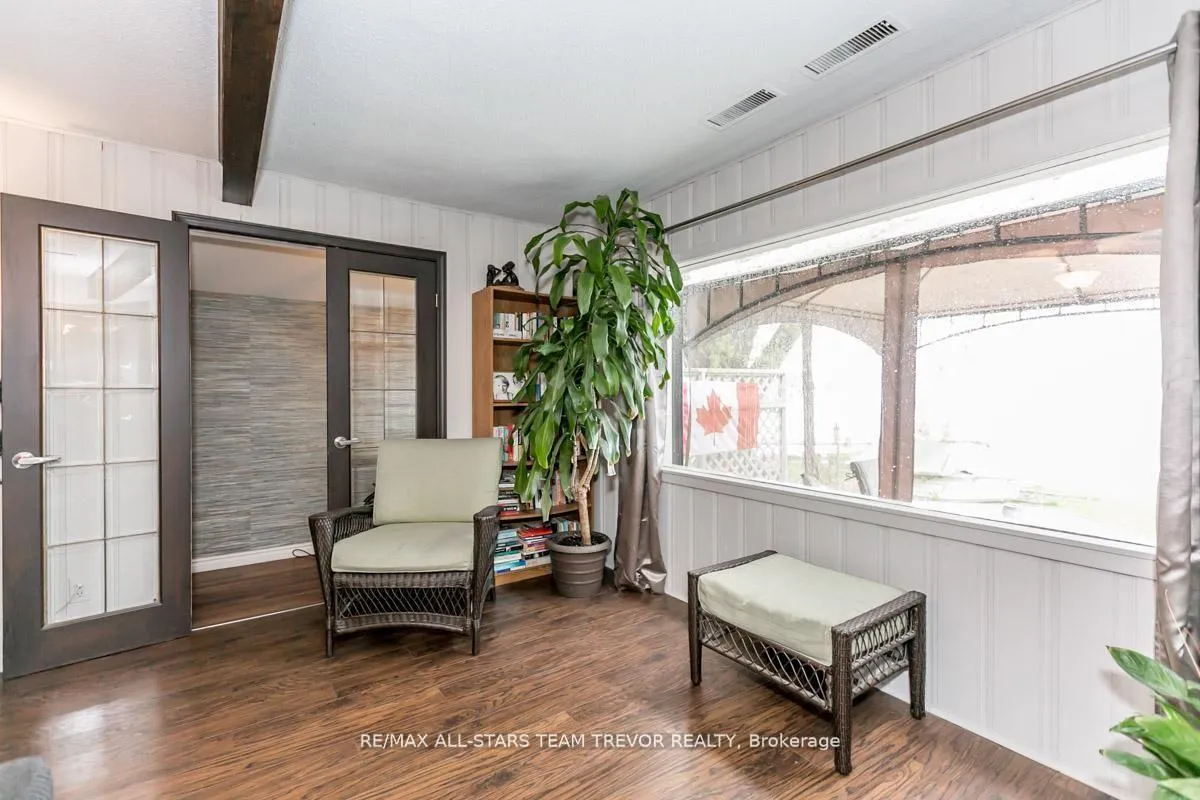 Photo 15 of 263 Pleasant Boulevard, Georgina, Keswick South — HOMEH