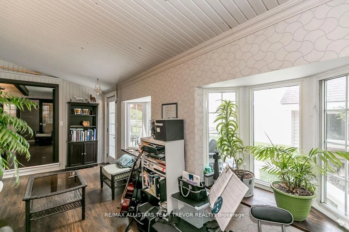 Photo 17 of 263 Pleasant Boulevard, Georgina, Keswick South — HOMEH