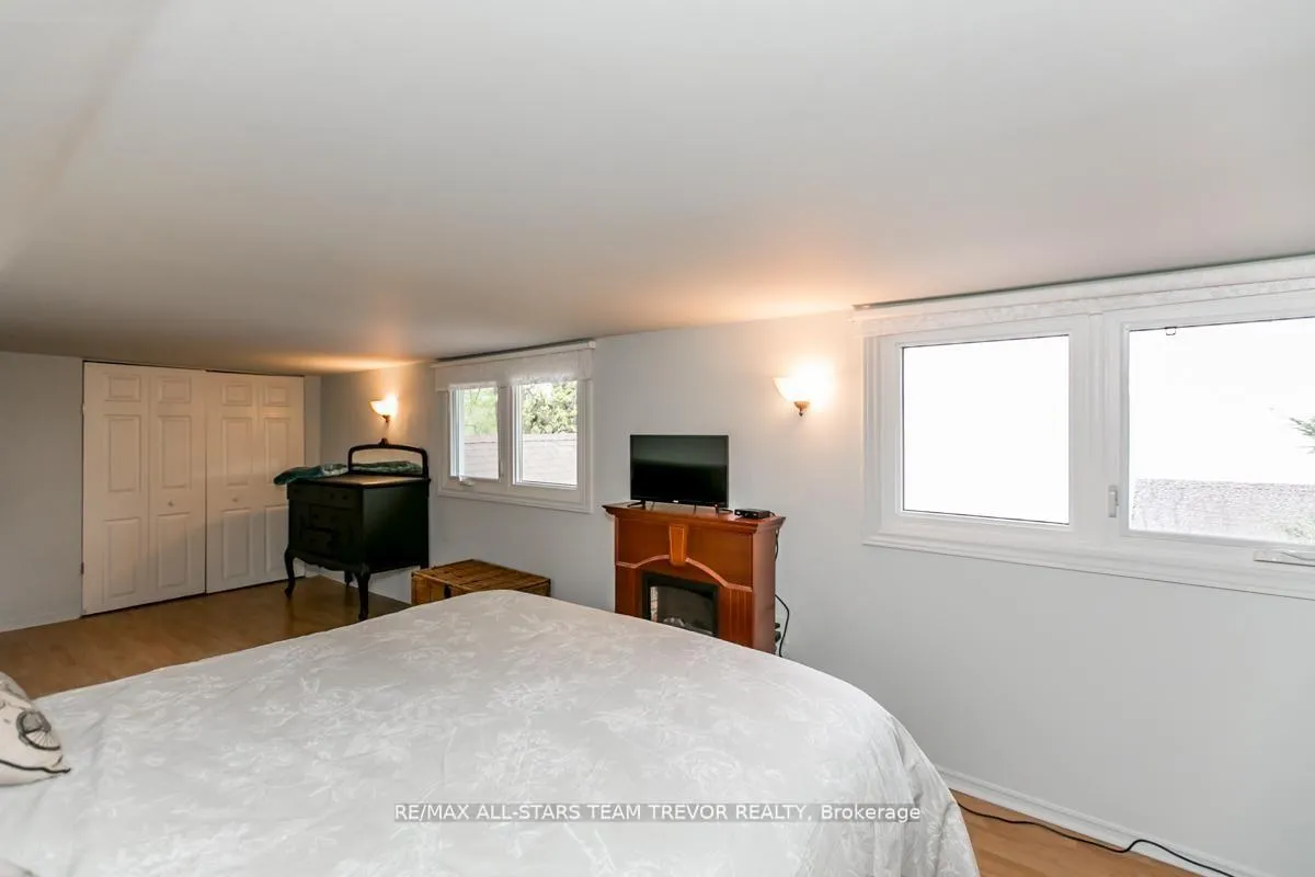 Photo 27 of 263 Pleasant Boulevard, Georgina, Keswick South — HOMEH