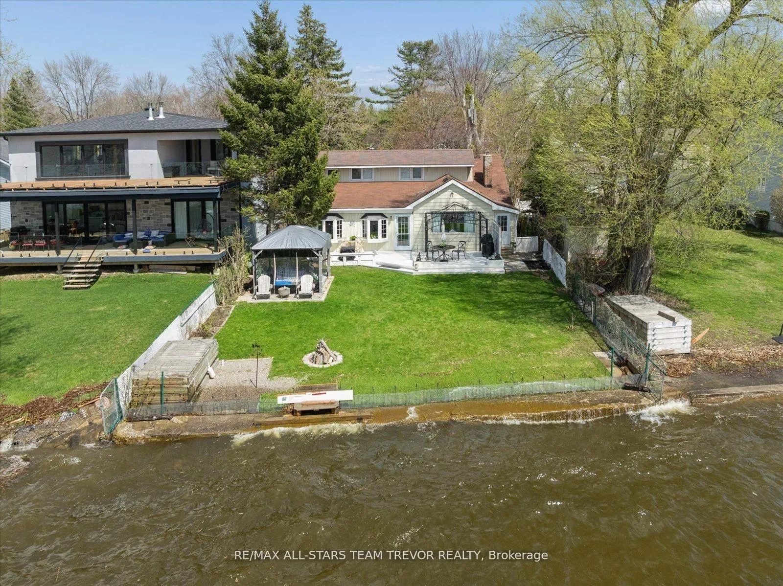 Photo 43 of 263 Pleasant Boulevard, Georgina, Keswick South — HOMEH
