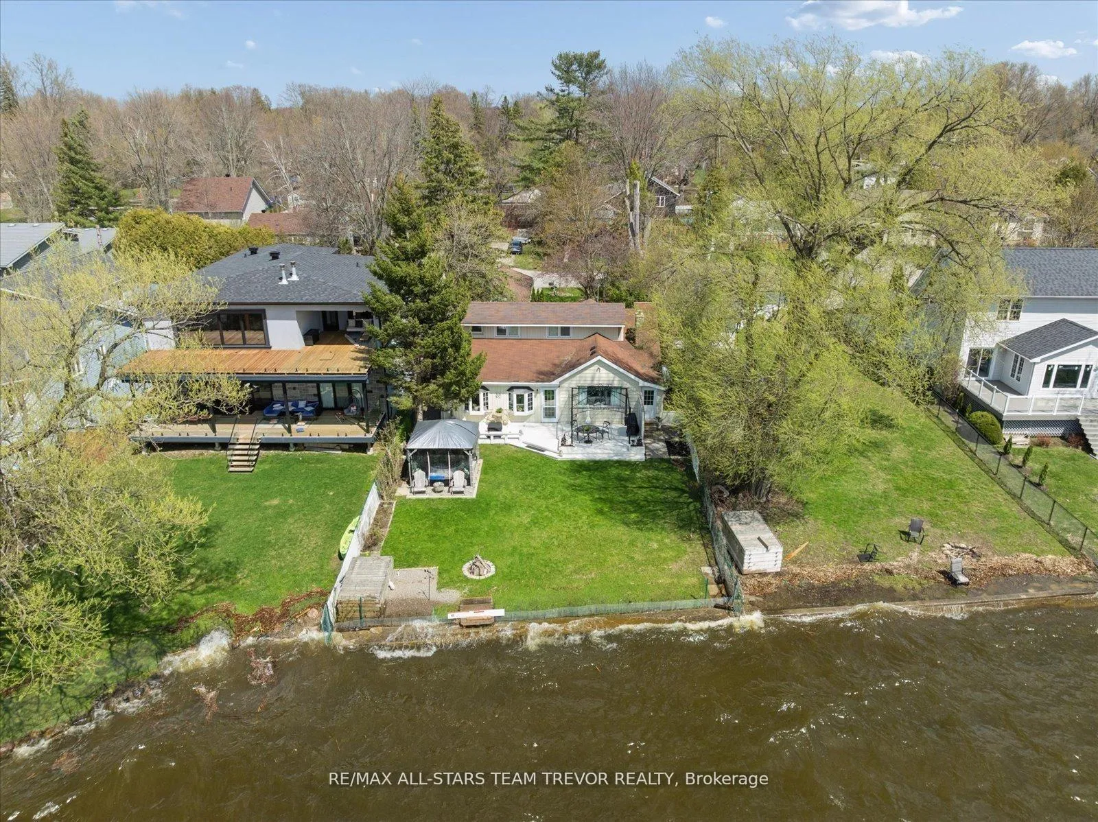 Photo 48 of 263 Pleasant Boulevard, Georgina, Keswick South — HOMEH