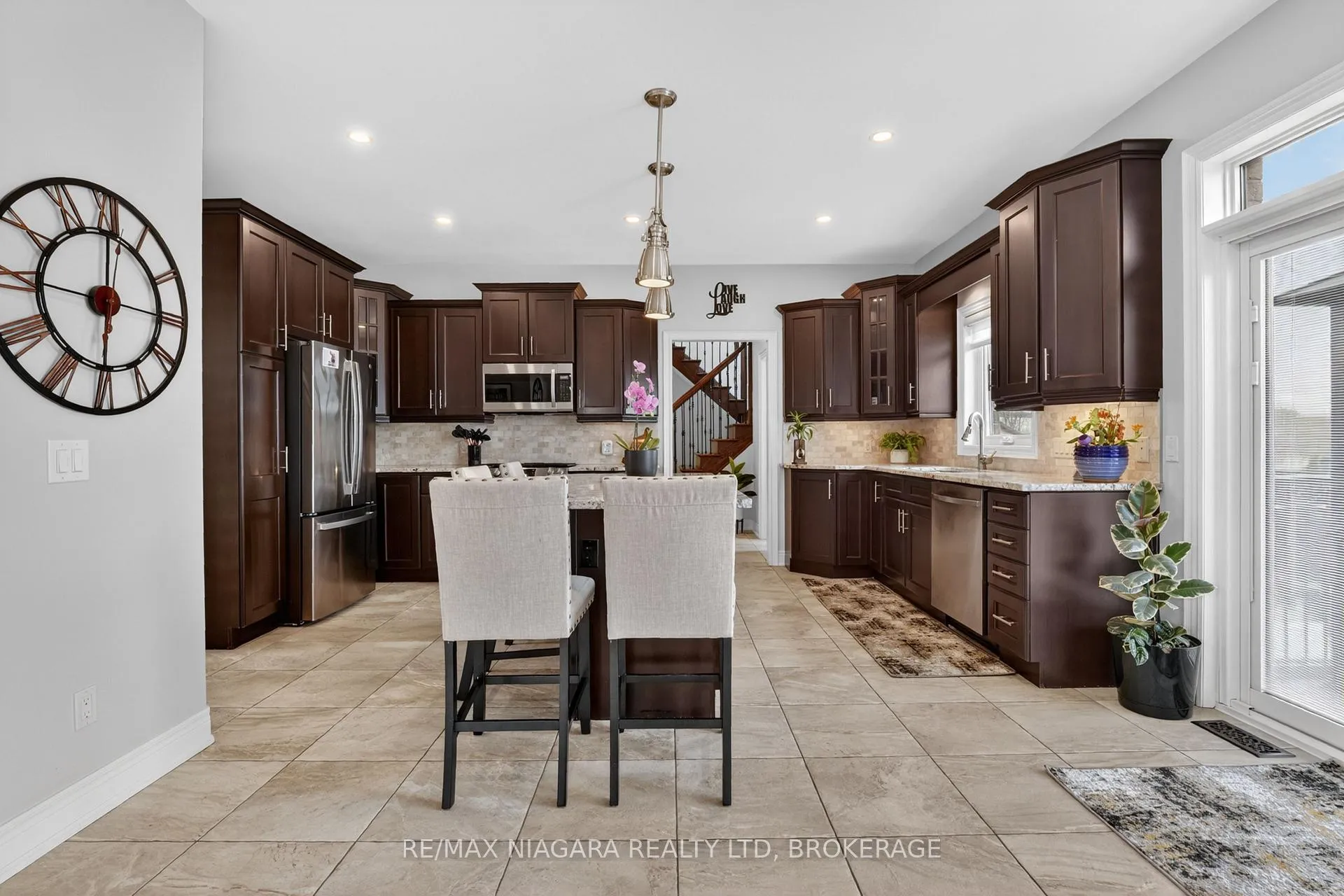 Photo 11 of 60 Mackenzie King Avenue, St. Catharines, Secord Woods — HOMEH