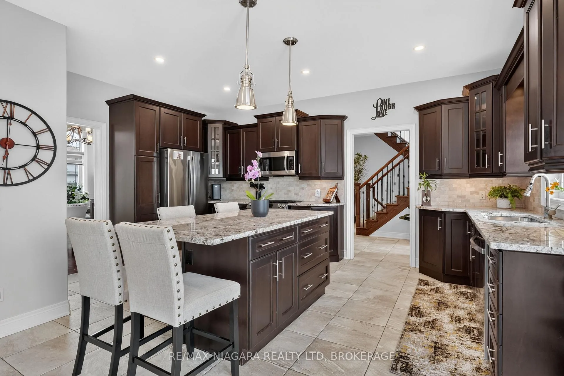 Photo 13 of 60 Mackenzie King Avenue, St. Catharines, Secord Woods — HOMEH