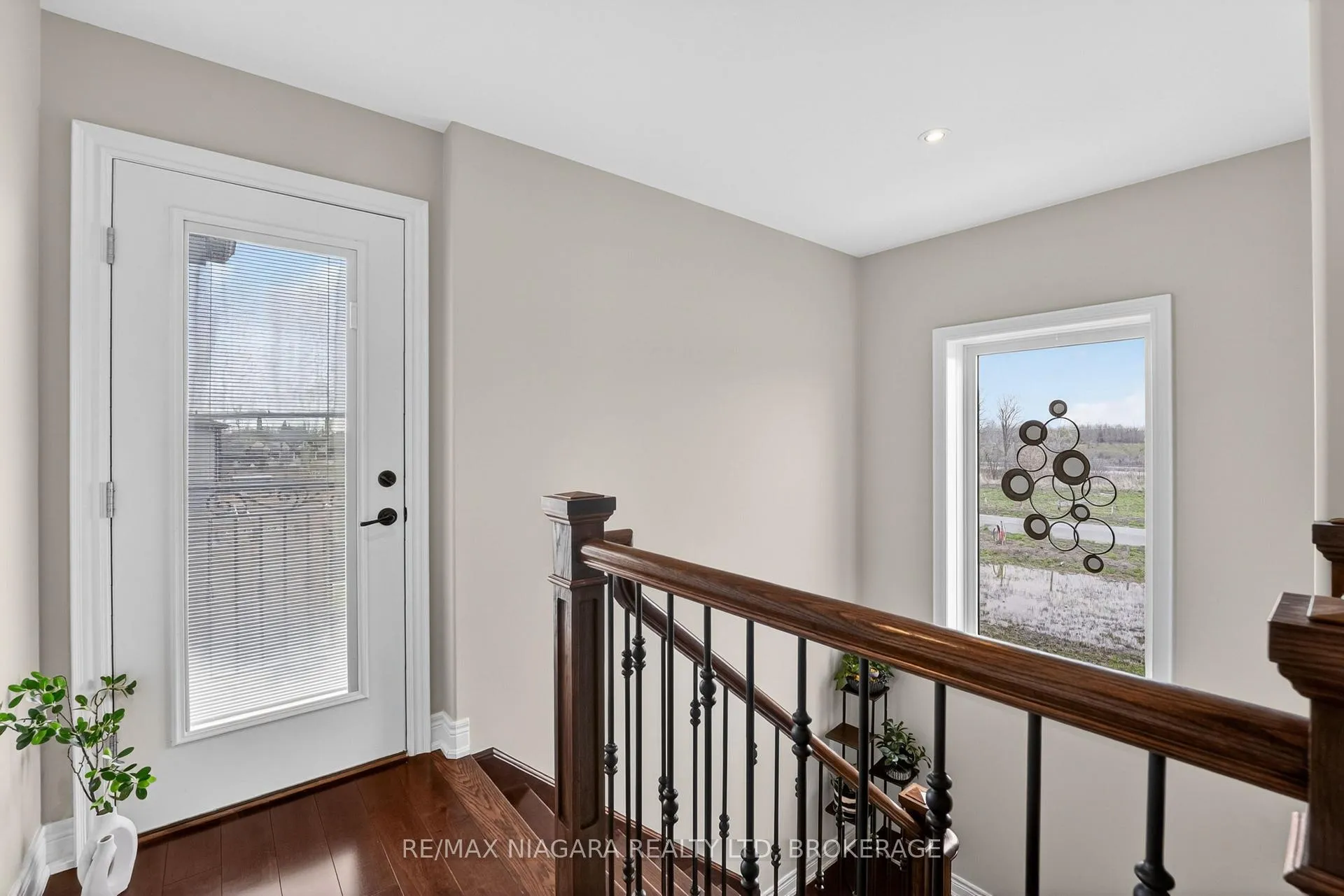 Photo 19 of 60 Mackenzie King Avenue, St. Catharines, Secord Woods — HOMEH