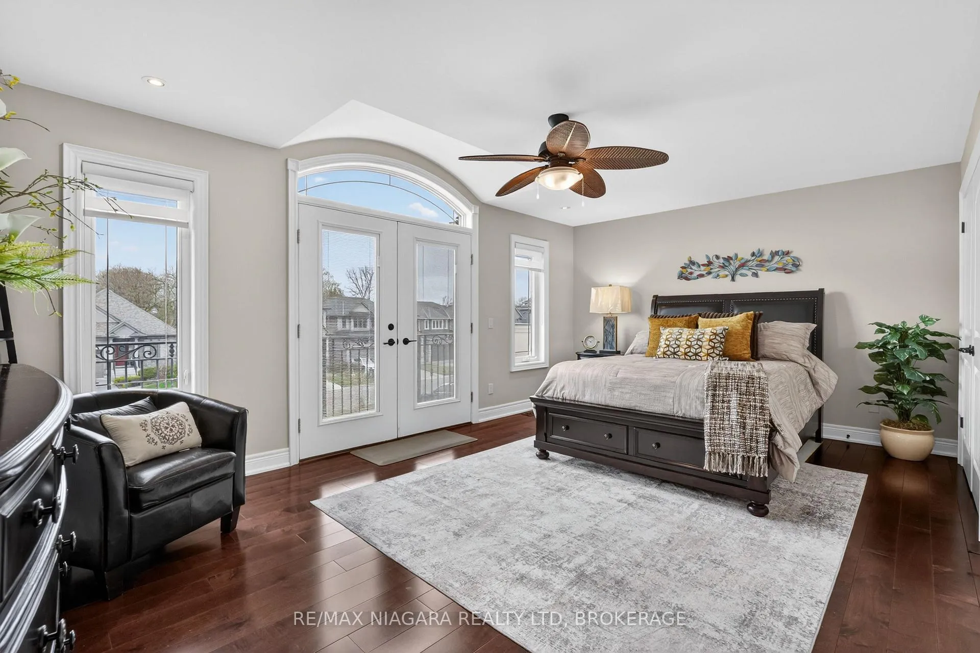 Photo 24 of 60 Mackenzie King Avenue, St. Catharines, Secord Woods — HOMEH
