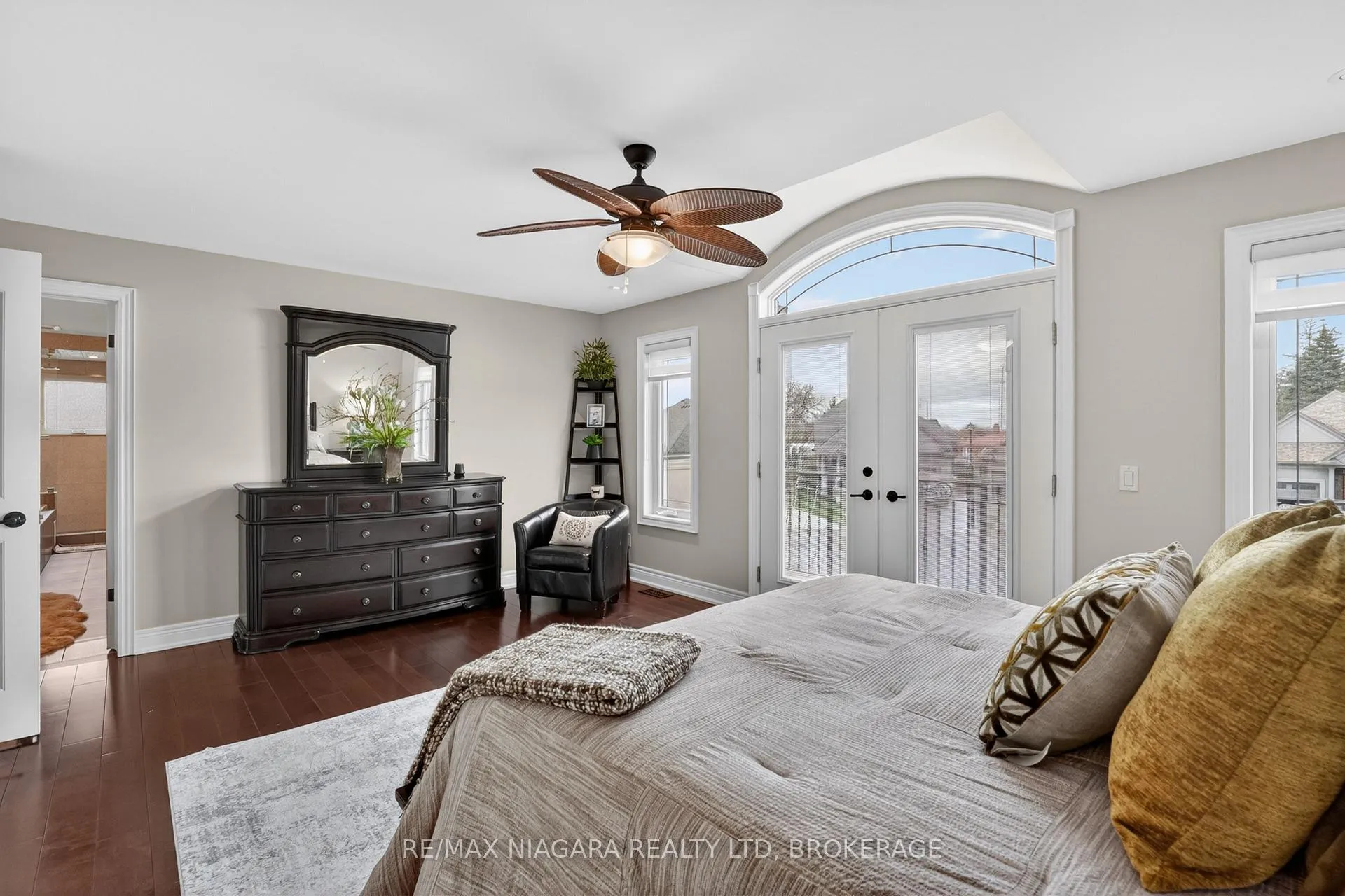 Photo 25 of 60 Mackenzie King Avenue, St. Catharines, Secord Woods — HOMEH