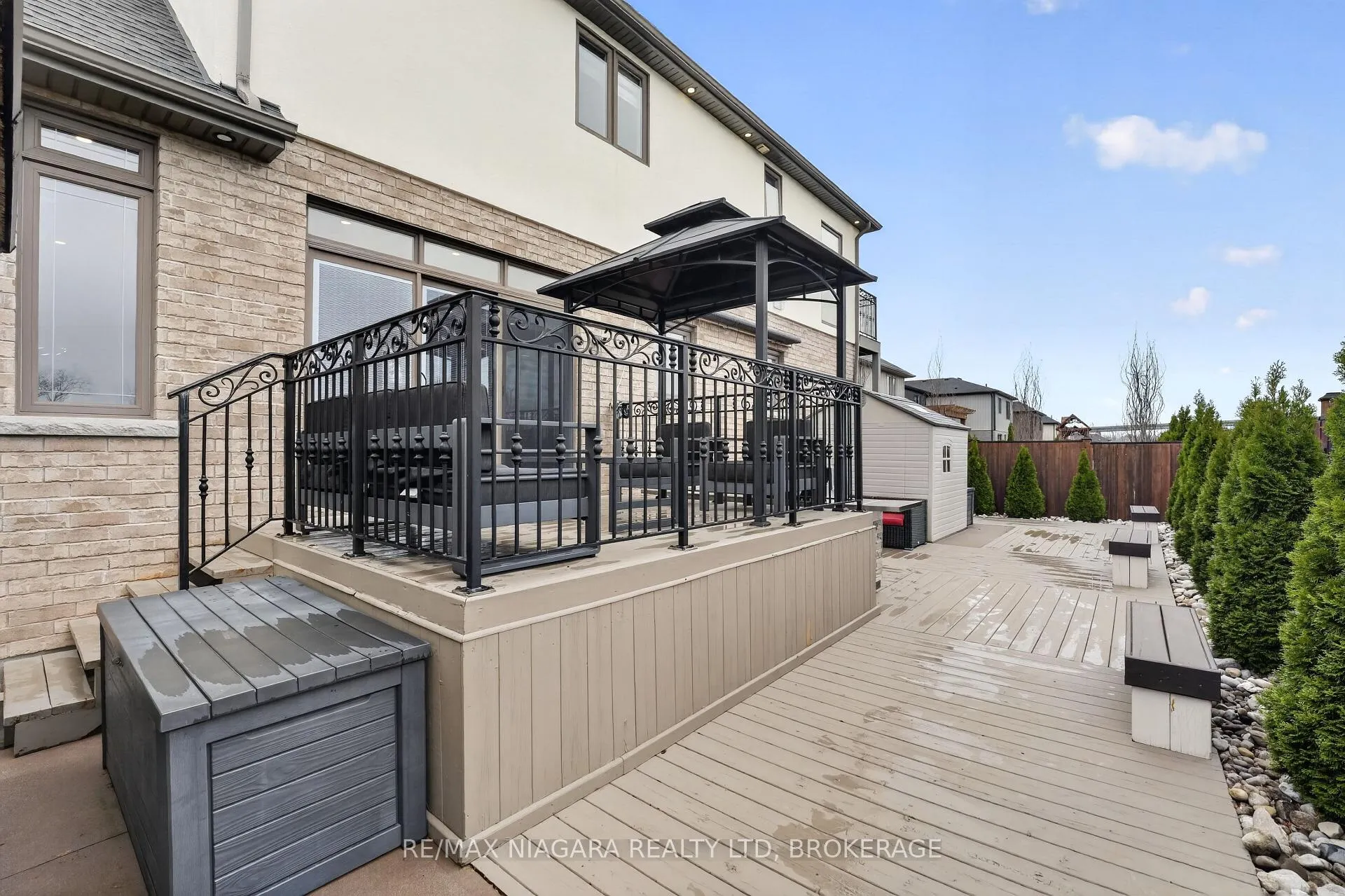 Photo 41 of 60 Mackenzie King Avenue, St. Catharines, Secord Woods — HOMEH