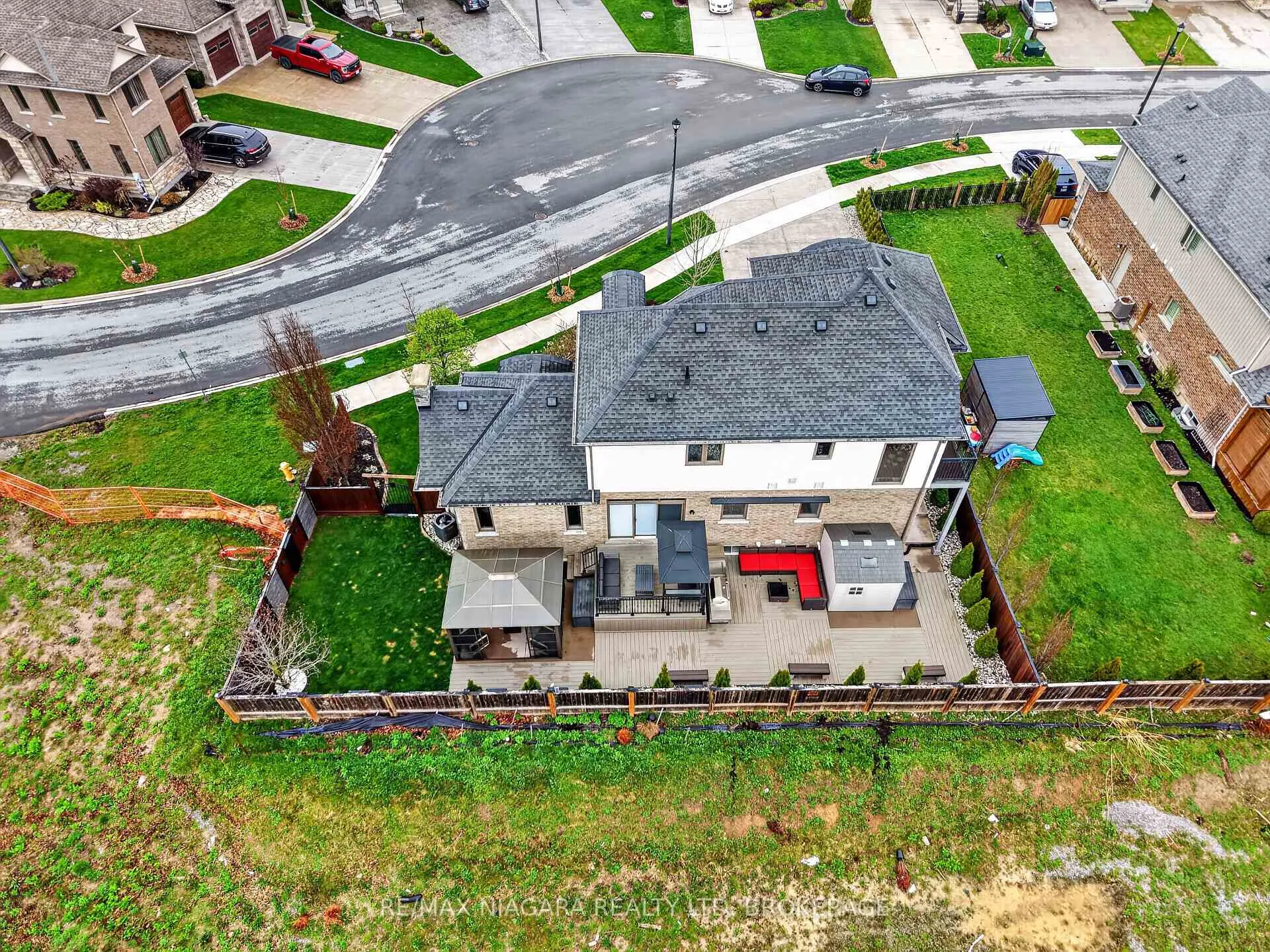 Photo 47 of 60 Mackenzie King Avenue, St. Catharines, Secord Woods — HOMEH