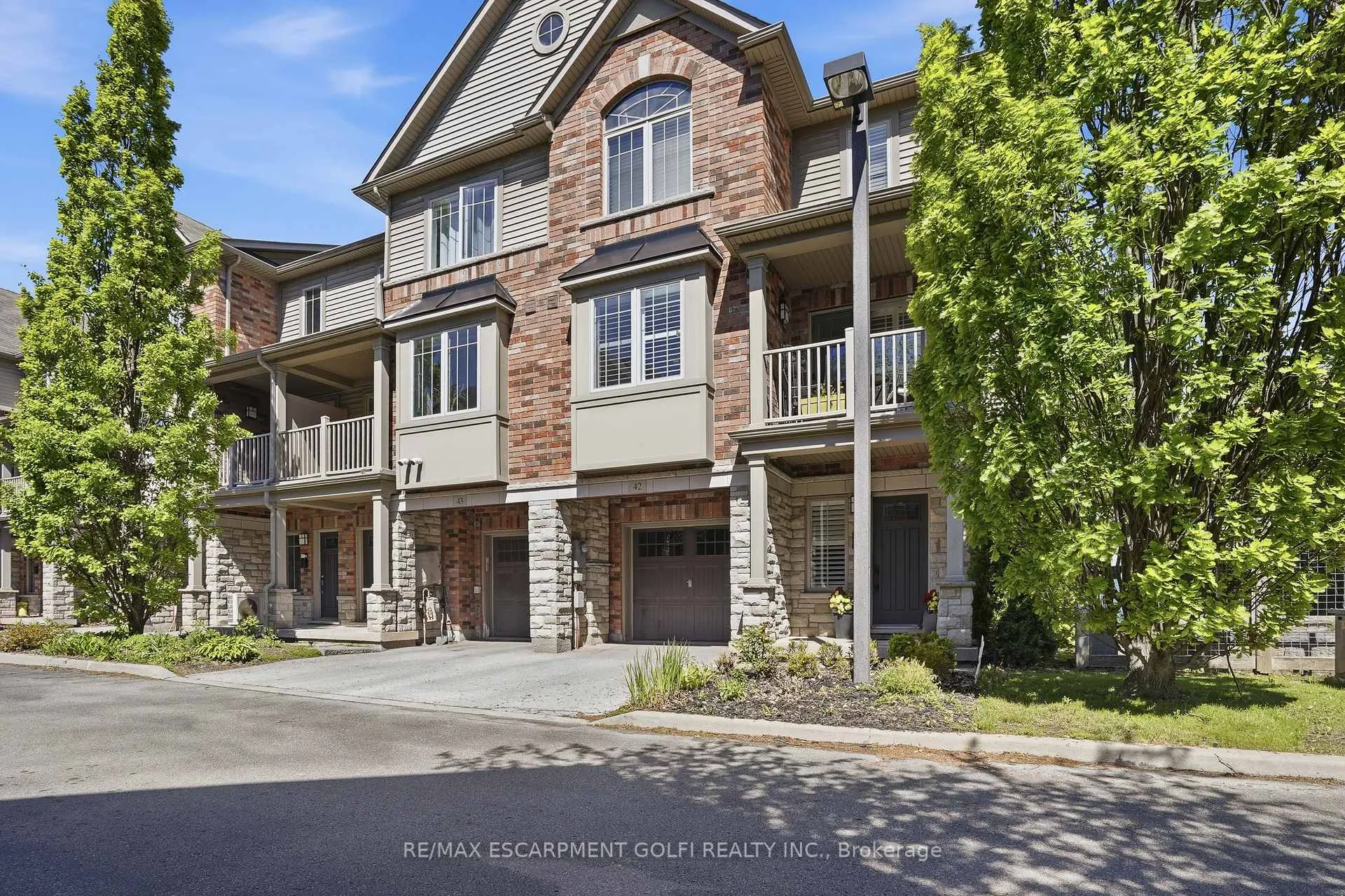 Photo 3 of Unit 42, 362 Plains Road E, Burlington, LaSalle — HOMEH
