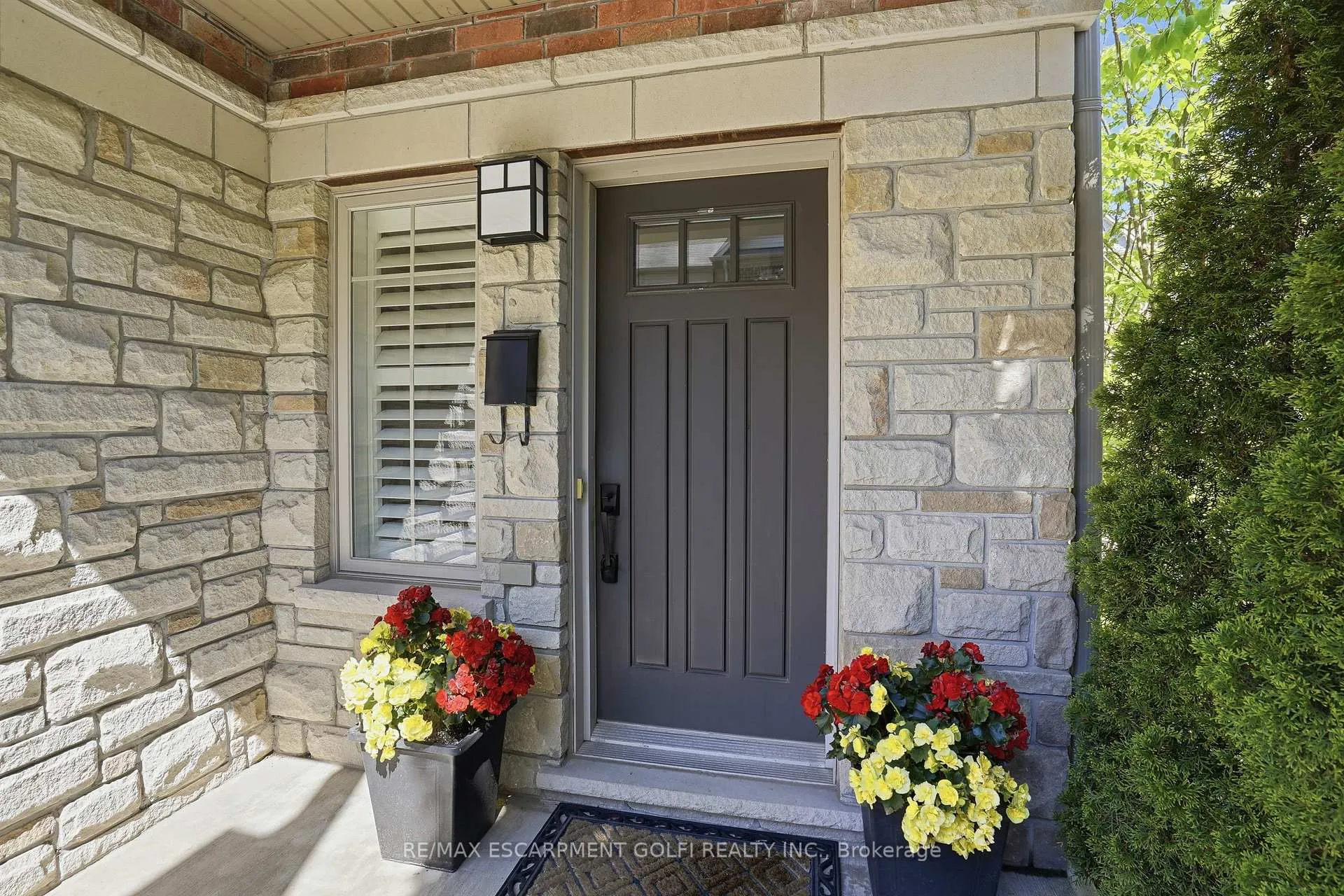 Photo 4 of Unit 42, 362 Plains Road E, Burlington, LaSalle — HOMEH