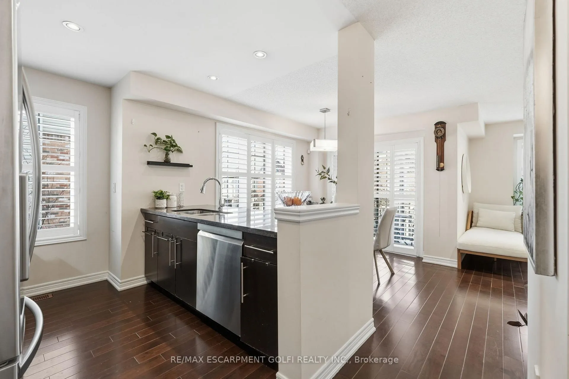 Photo 7 of Unit 42, 362 Plains Road E, Burlington, LaSalle — HOMEH
