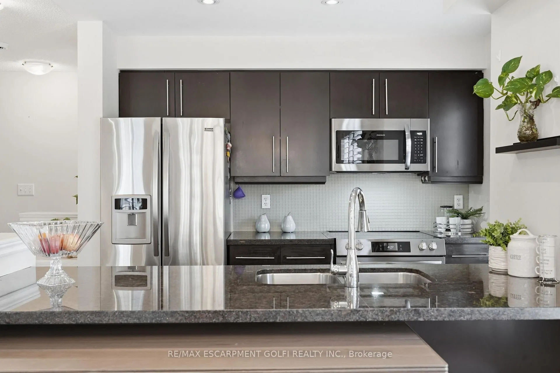Photo 10 of Unit 42, 362 Plains Road E, Burlington, LaSalle — HOMEH