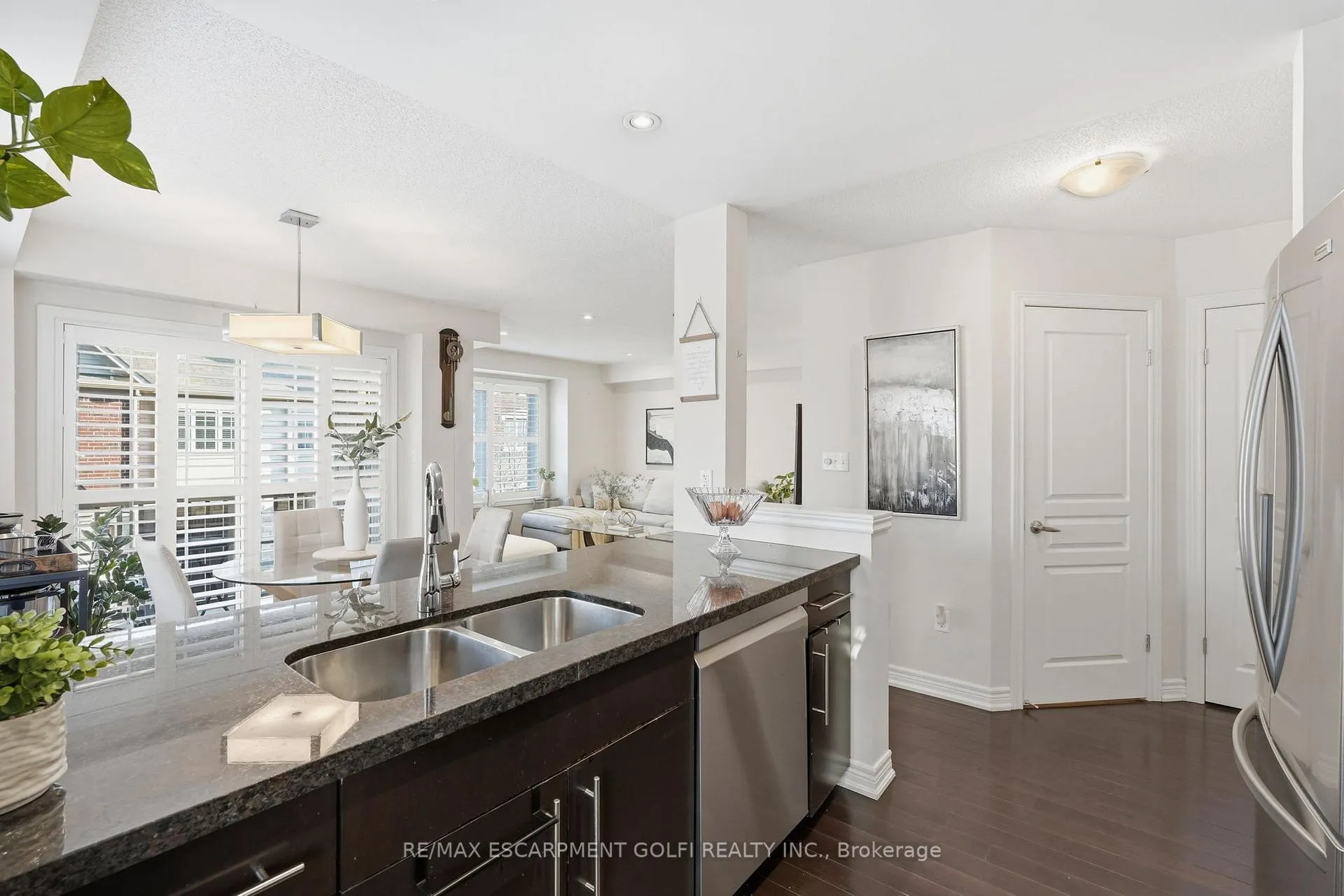 Photo 11 of Unit 42, 362 Plains Road E, Burlington, LaSalle — HOMEH