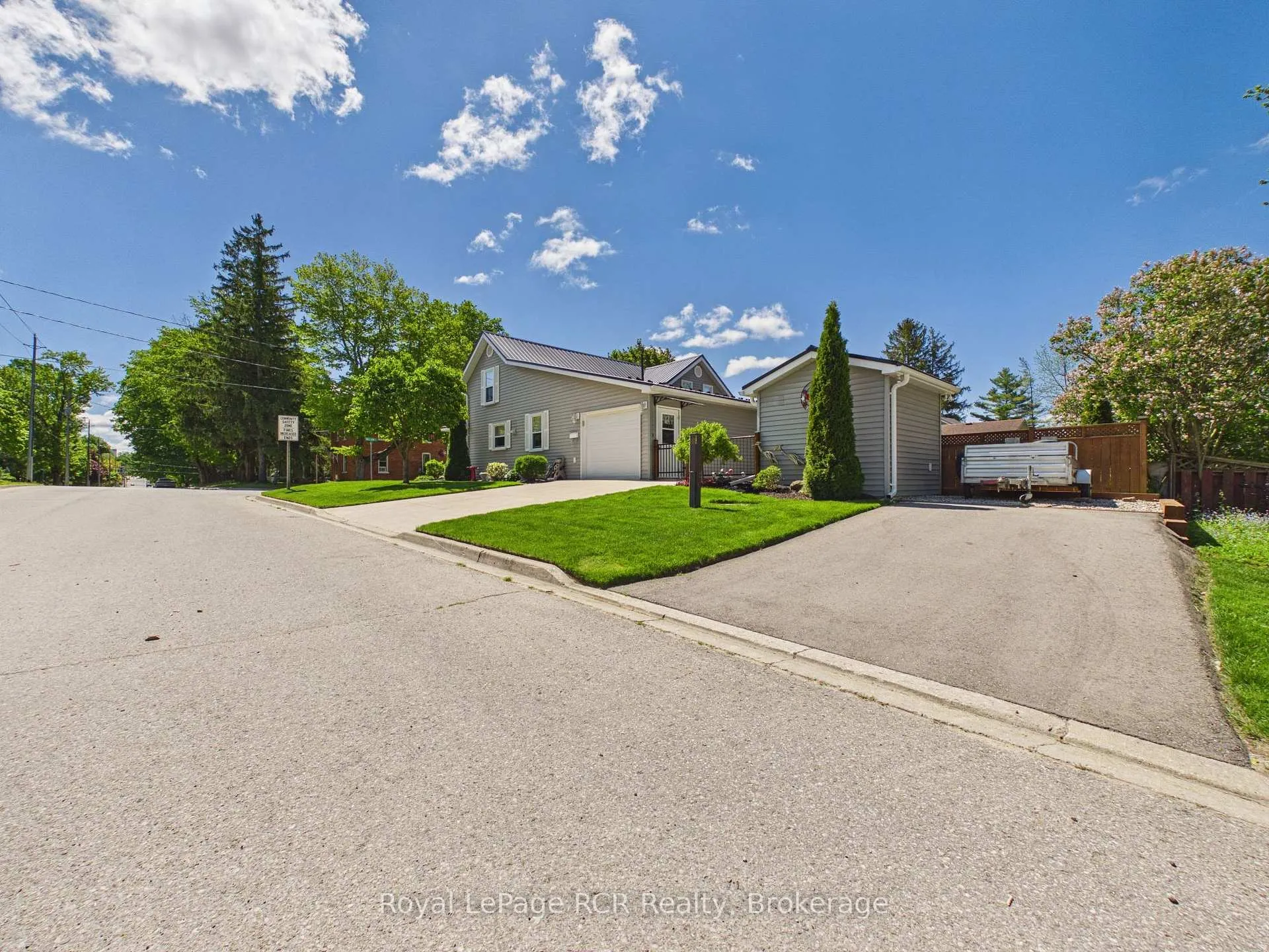 Photo 4 of 232 William Street, North Huron, Wingham — HOMEH