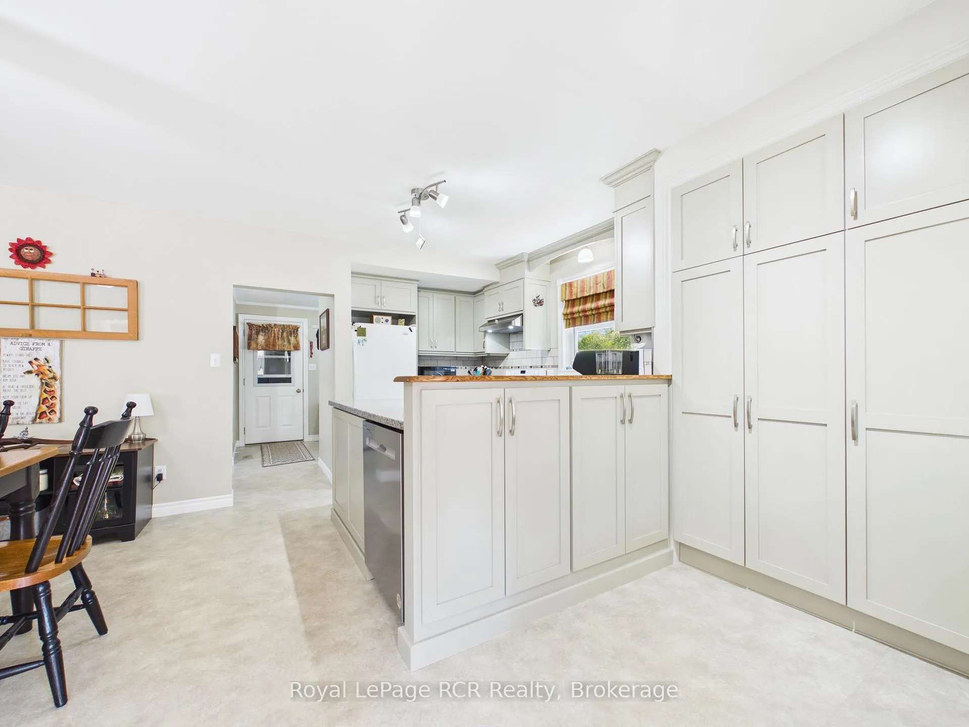Photo 7 of 232 William Street, North Huron, Wingham — HOMEH