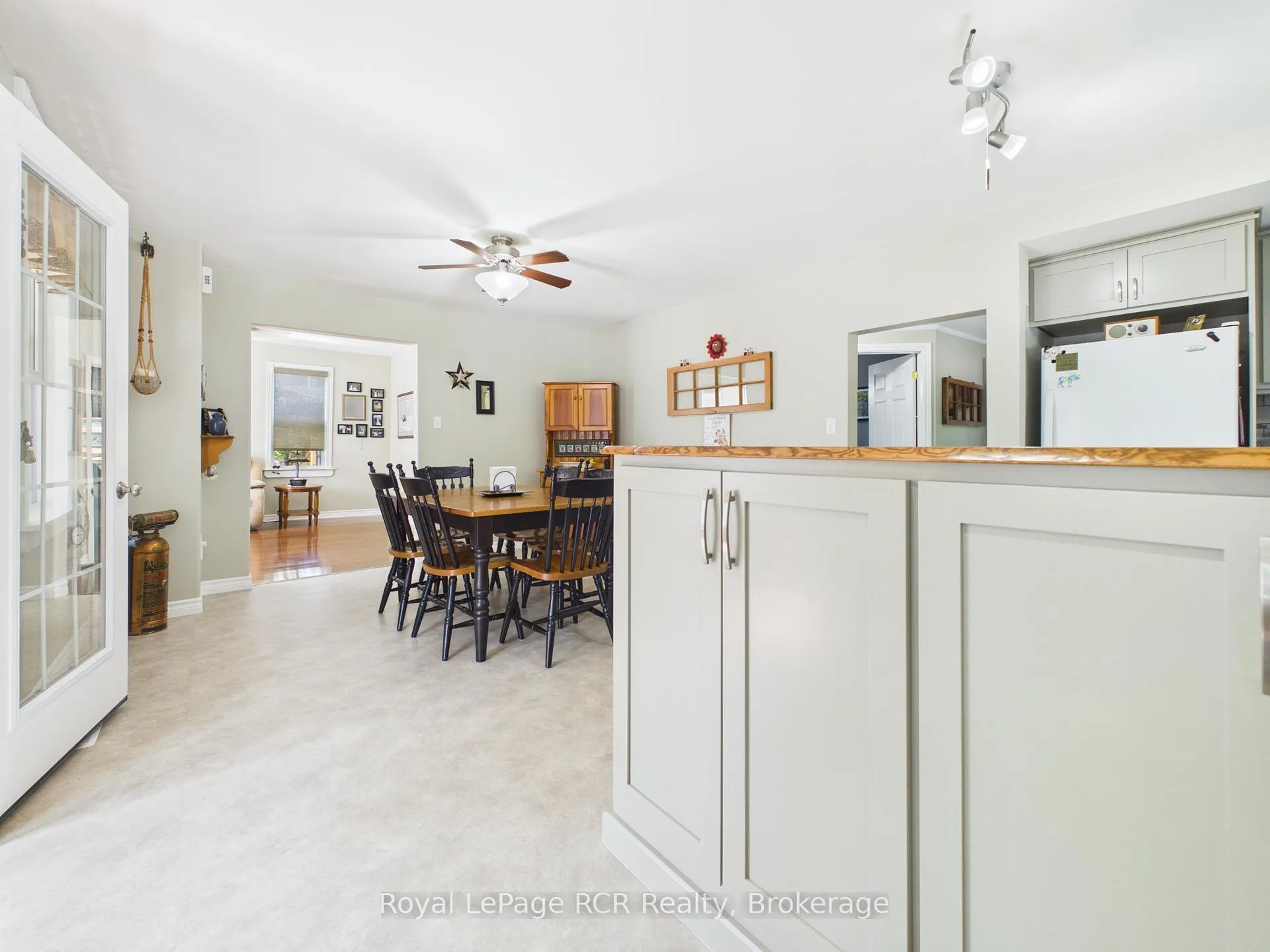 Photo 8 of 232 William Street, North Huron, Wingham — HOMEH