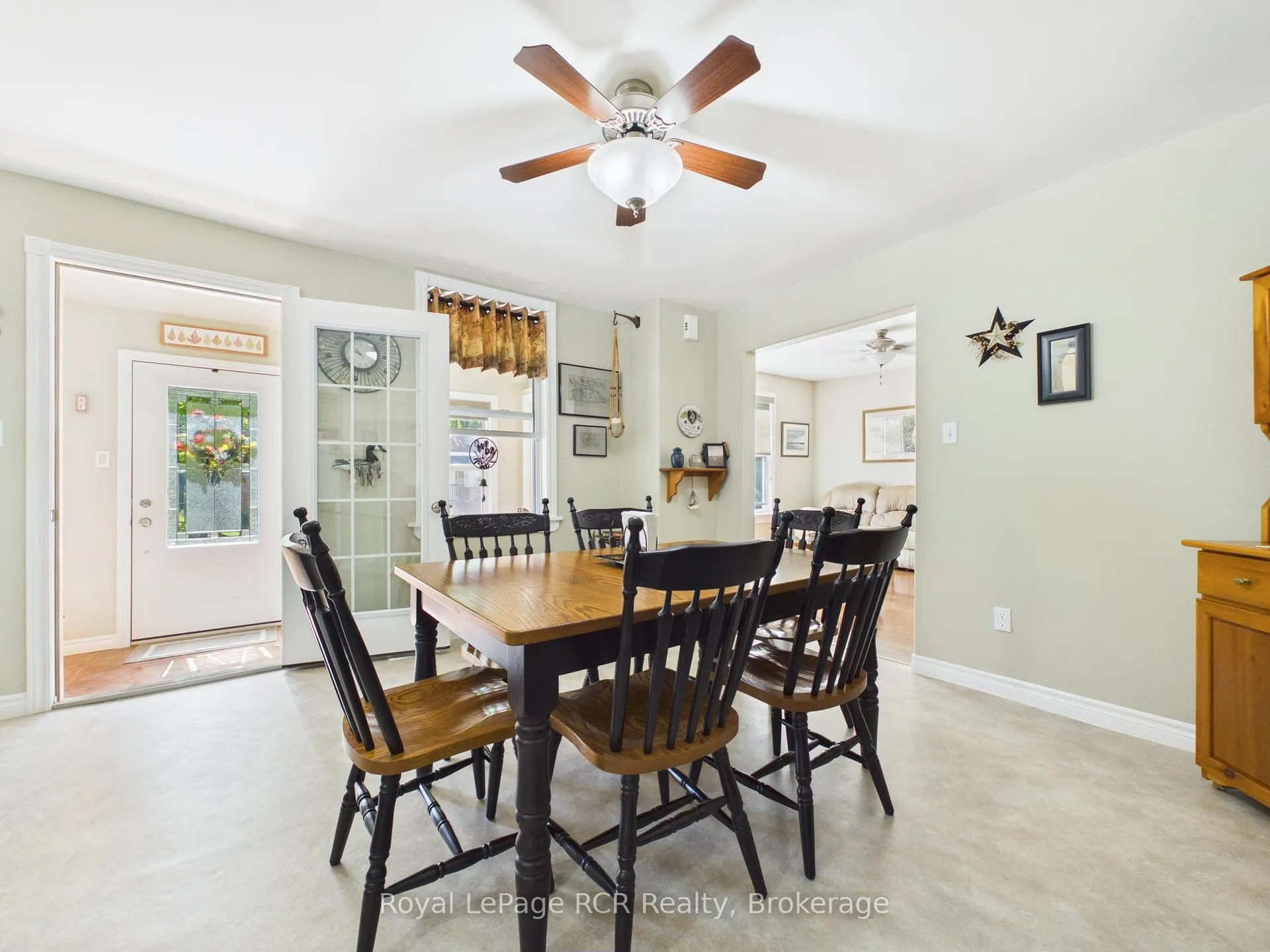 Photo 9 of 232 William Street, North Huron, Wingham — HOMEH