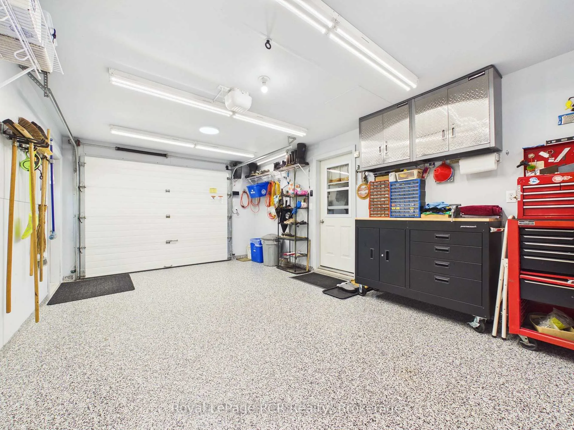 Photo 23 of 232 William Street, North Huron, Wingham — HOMEH