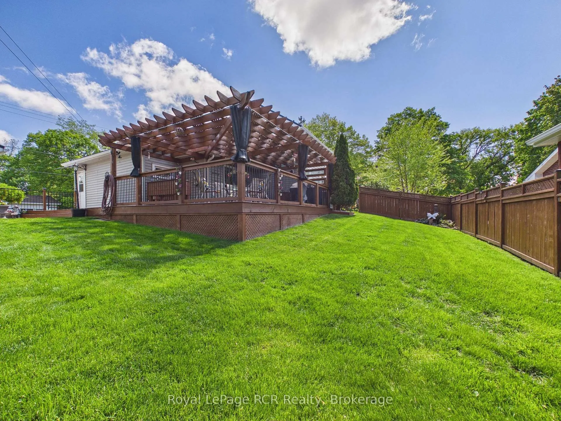 Photo 33 of 232 William Street, North Huron, Wingham — HOMEH