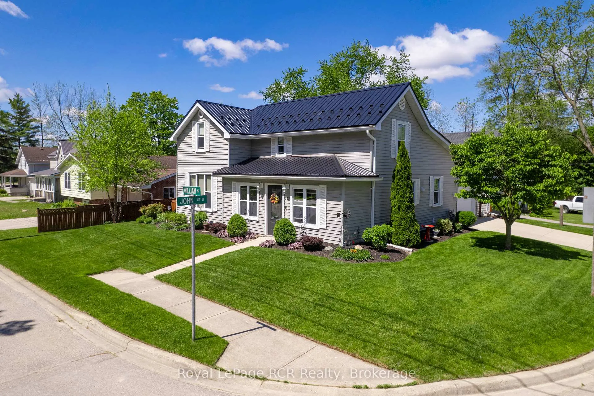 Photo 35 of 232 William Street, North Huron, Wingham — HOMEH