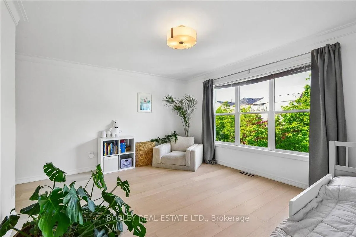 Photo 13 of 68 Sarah Ashbridge Avenue, Toronto, The Beaches — HOMEH