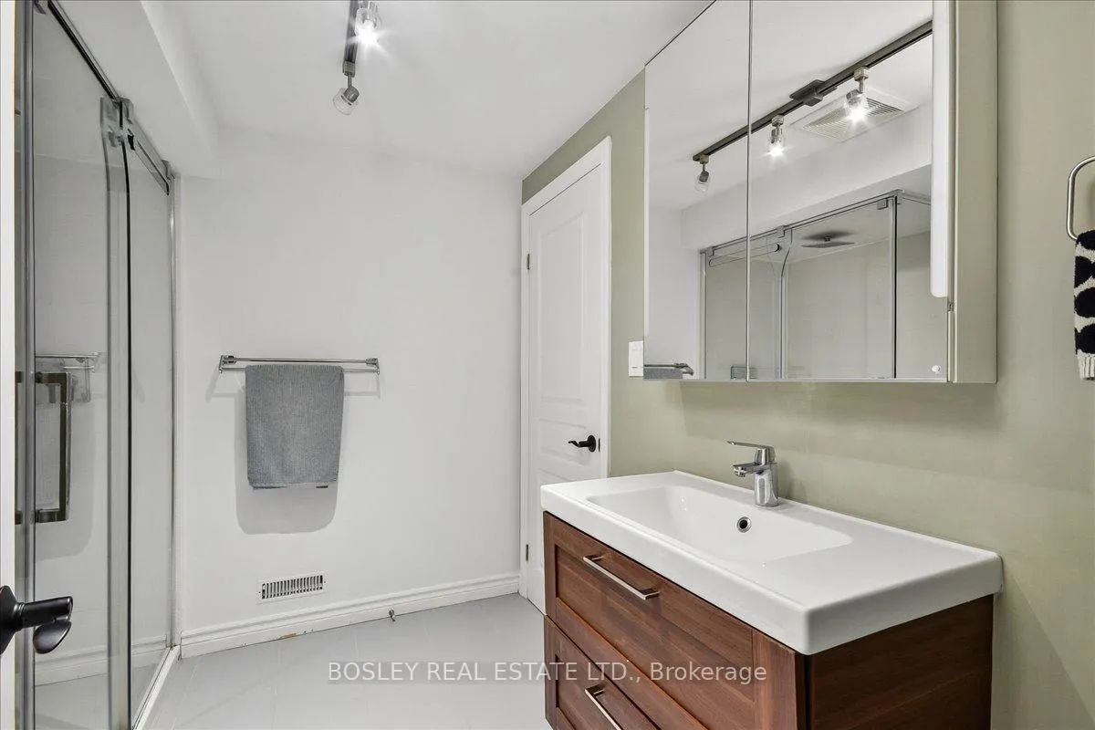 Photo 24 of 68 Sarah Ashbridge Avenue, Toronto, The Beaches — HOMEH