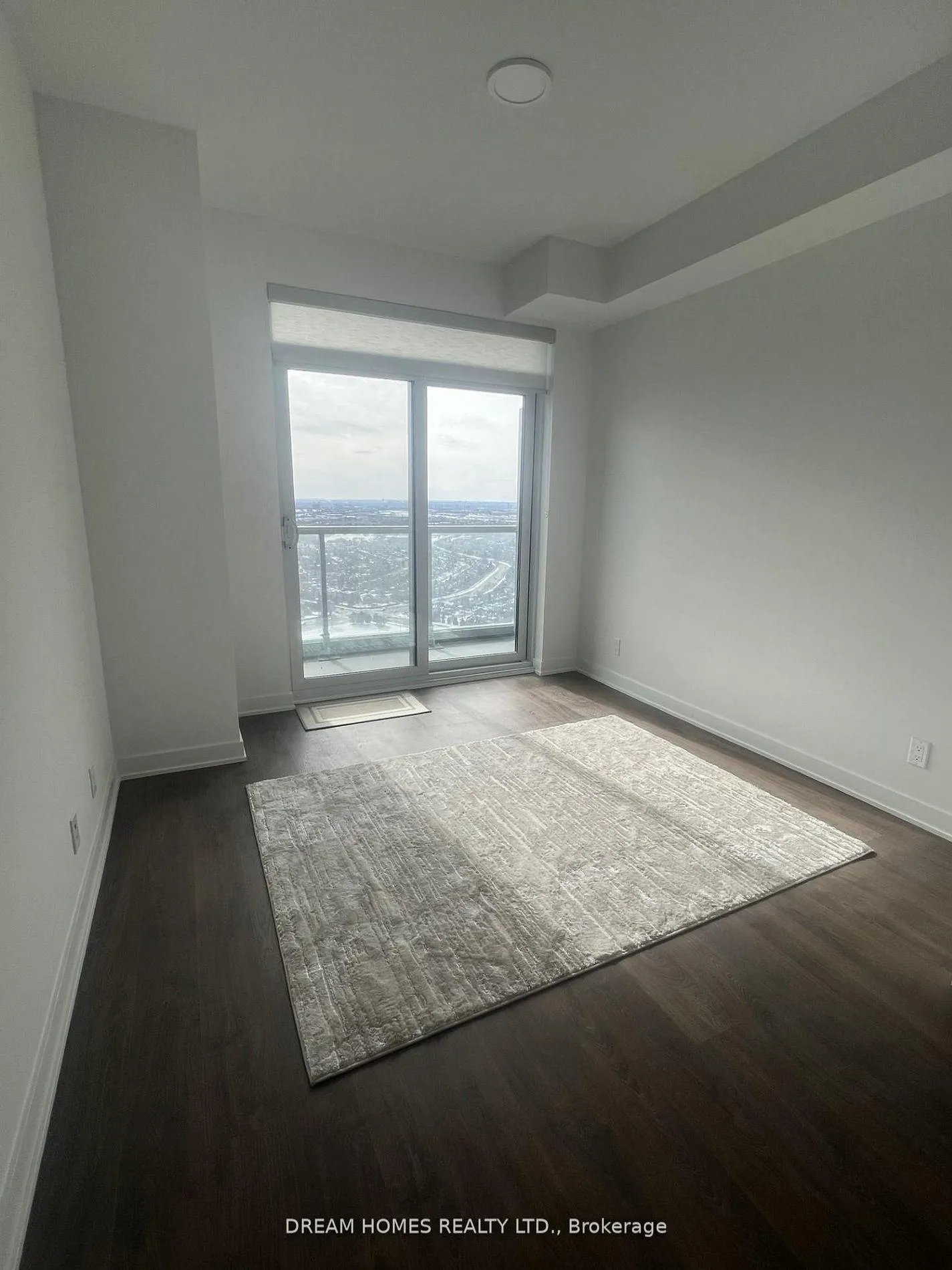 Photo 2 of Unit 3303, 30 Upper Mall Way, Vaughan, Brownridge — HOMEH