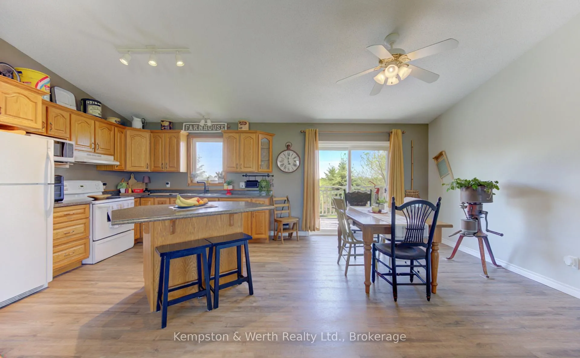 Photo 7 of 44555 Harriston Road, Howick — HOMEH