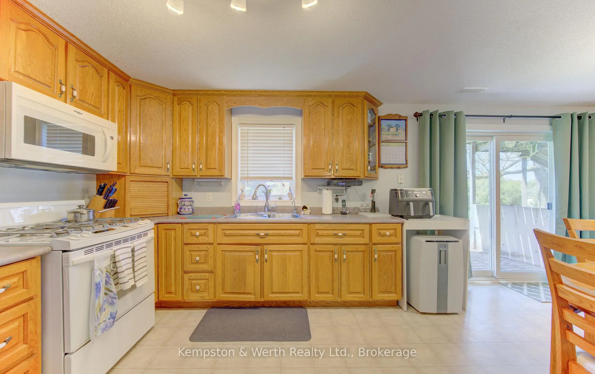 Photo 22 of 44555 Harriston Road, Howick — HOMEH