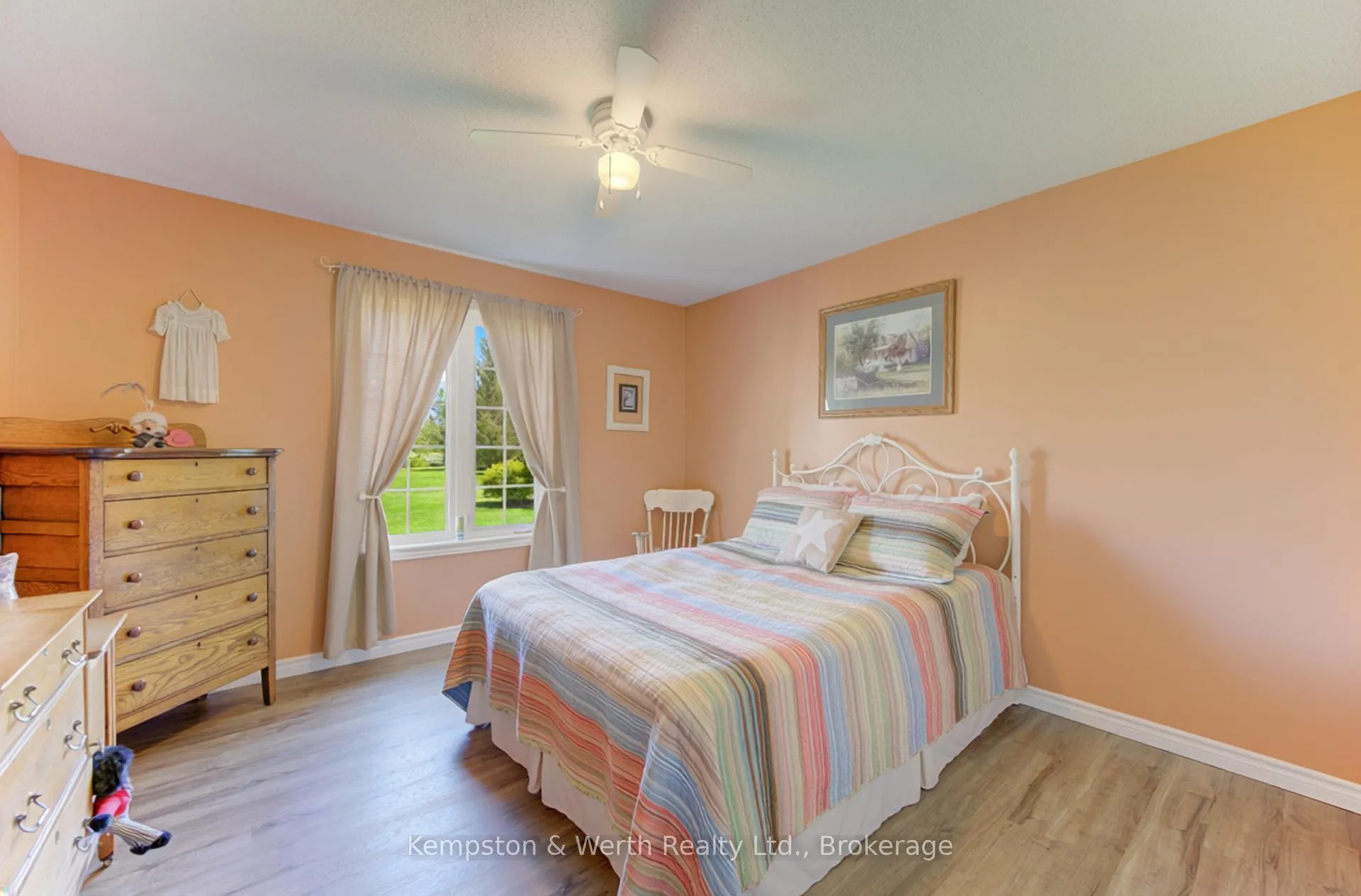 Photo 14 of 44555 Harriston Road, Howick — HOMEH