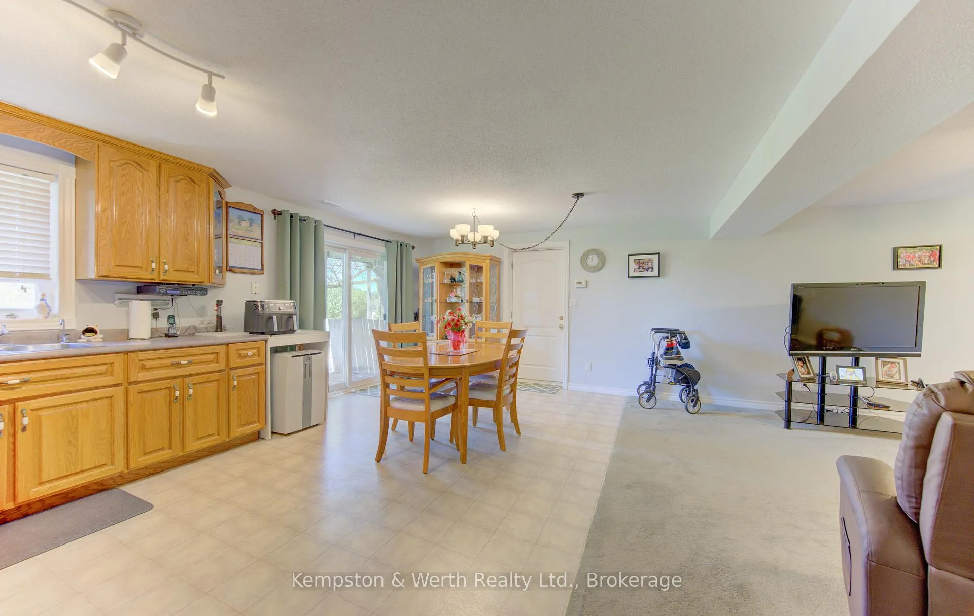 Photo 21 of 44555 Harriston Road, Howick — HOMEH