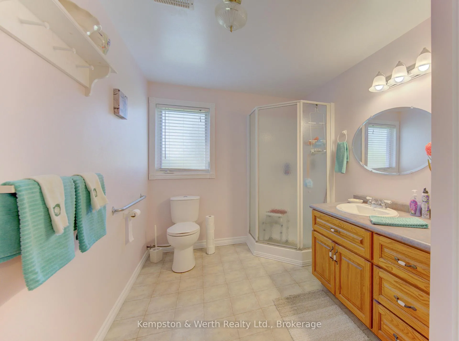 Photo 29 of 44555 Harriston Road, Howick — HOMEH