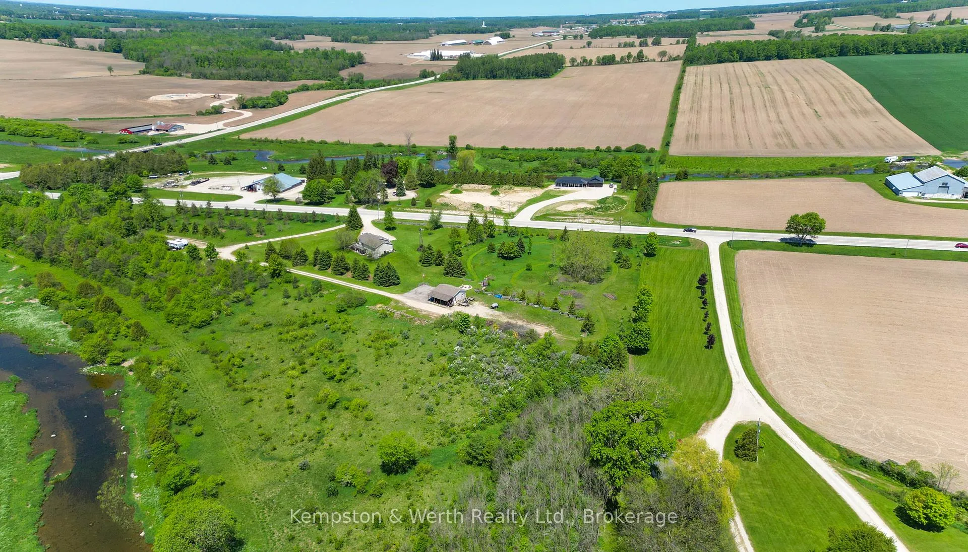Photo 37 of 44555 Harriston Road, Howick — HOMEH