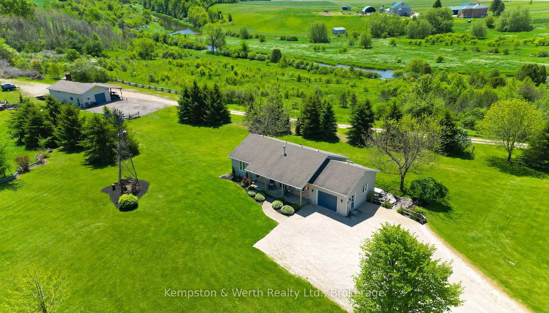 Photo 42 of 44555 Harriston Road, Howick — HOMEH