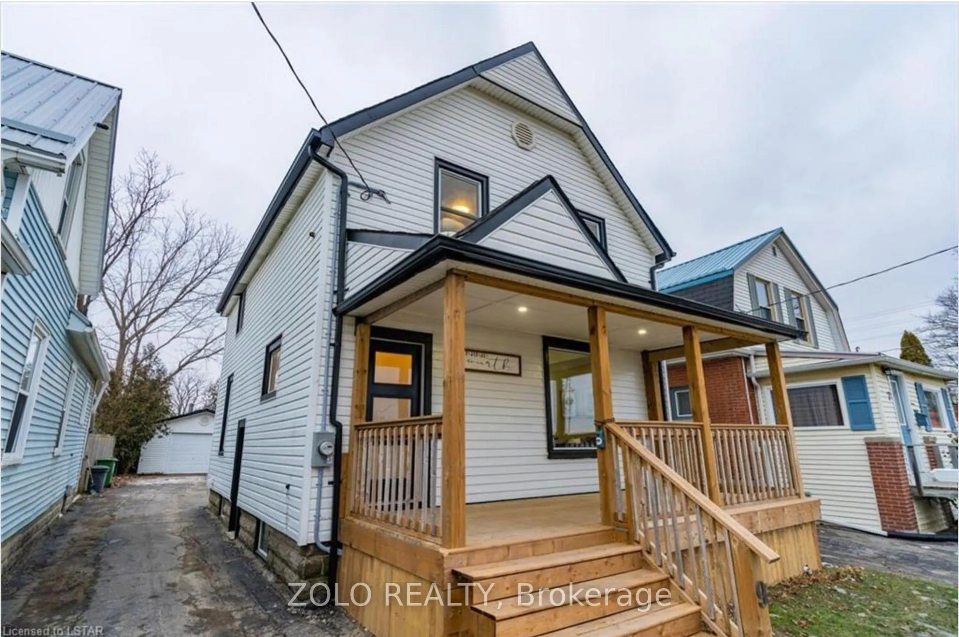 Photo 1 of 9 Fourth Avenue, St. Thomas — HOMEH