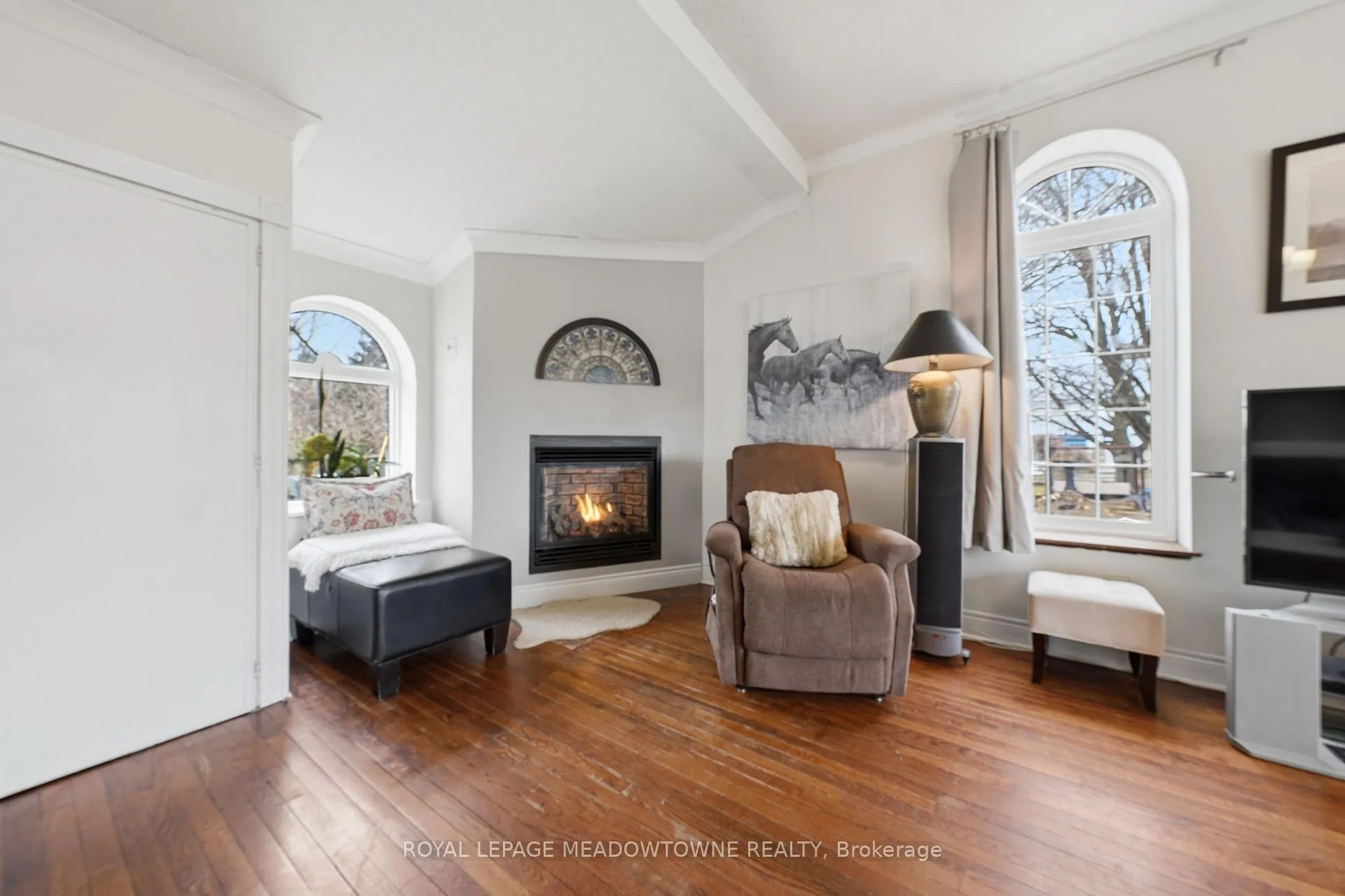 Photo 19 of 152 Confederation Street, Halton Hills, Glen Williams — HOMEH