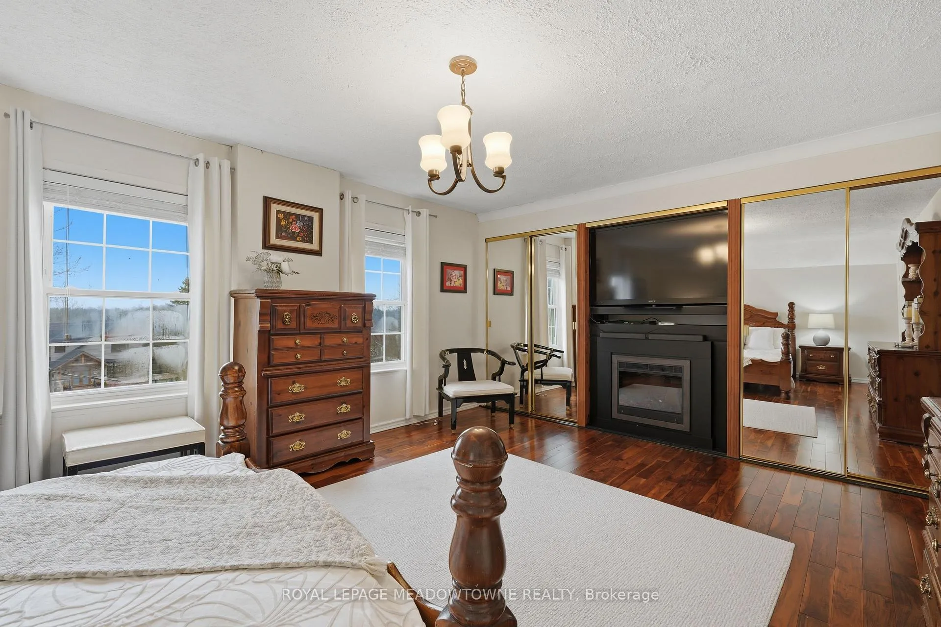 Photo 36 of 152 Confederation Street, Halton Hills, Glen Williams — HOMEH