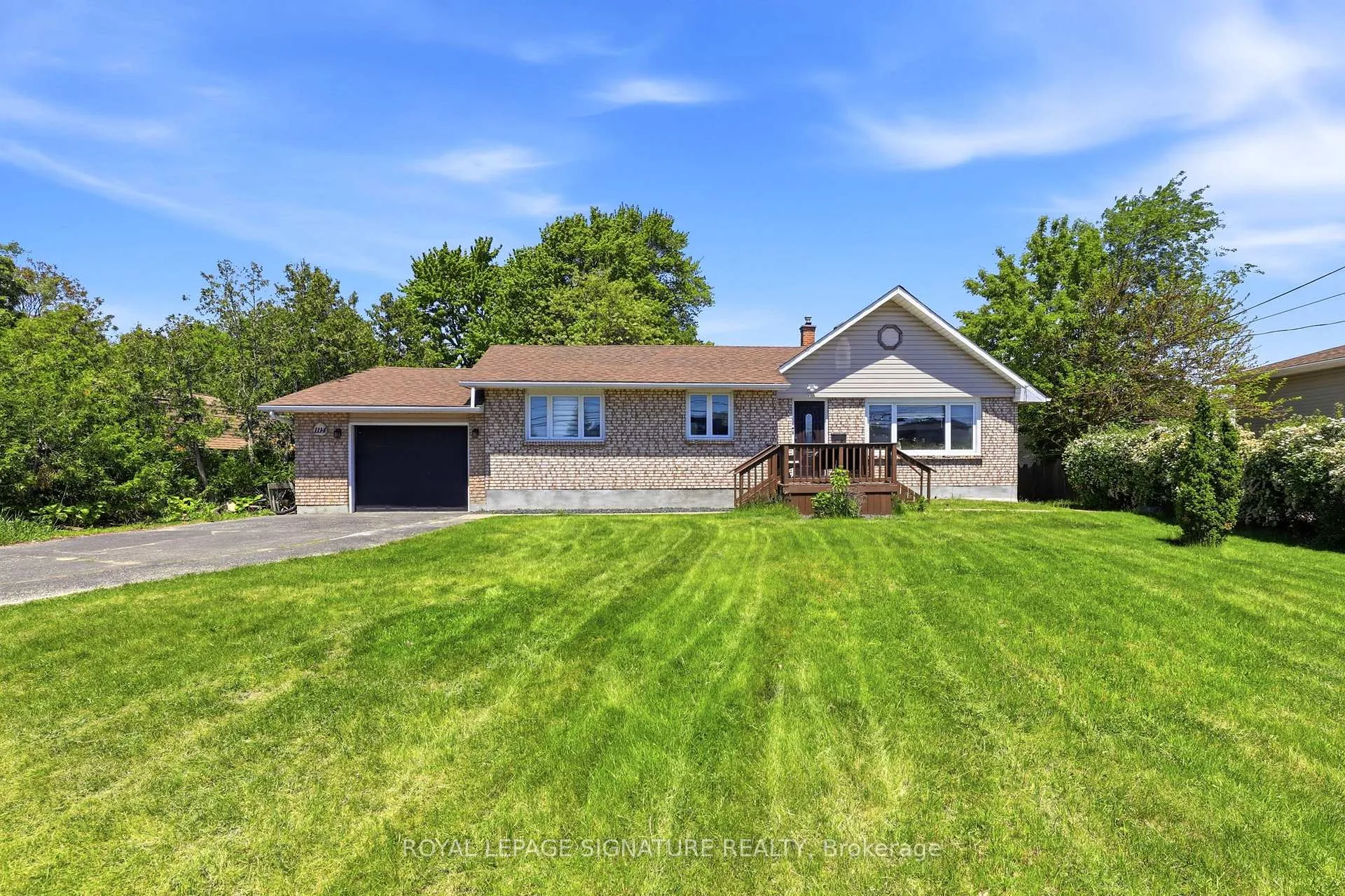 Photo 1 of 1114 Lakeshore Road, Sarnia — HOMEH