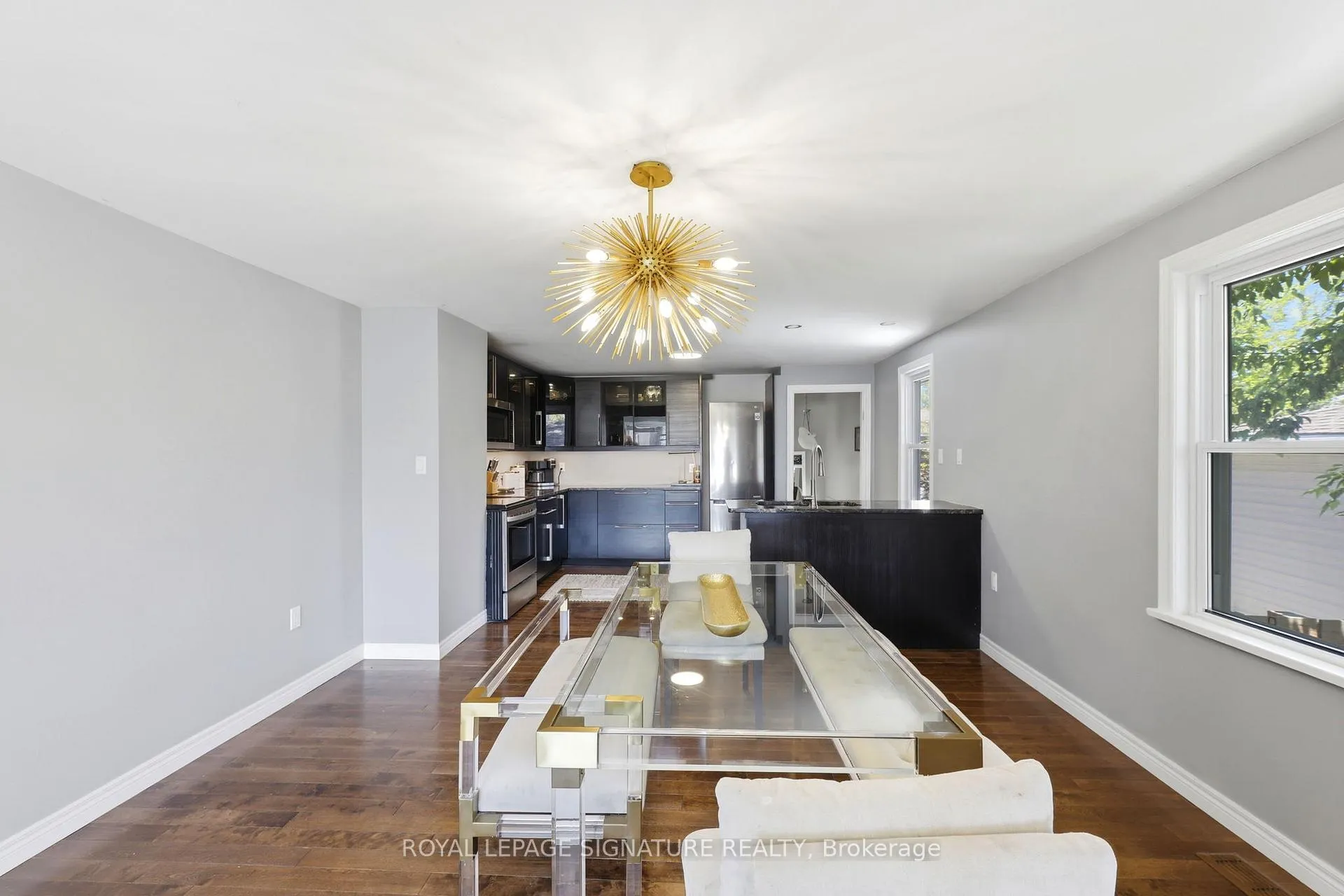 Photo 19 of 1114 Lakeshore Road, Sarnia — HOMEH