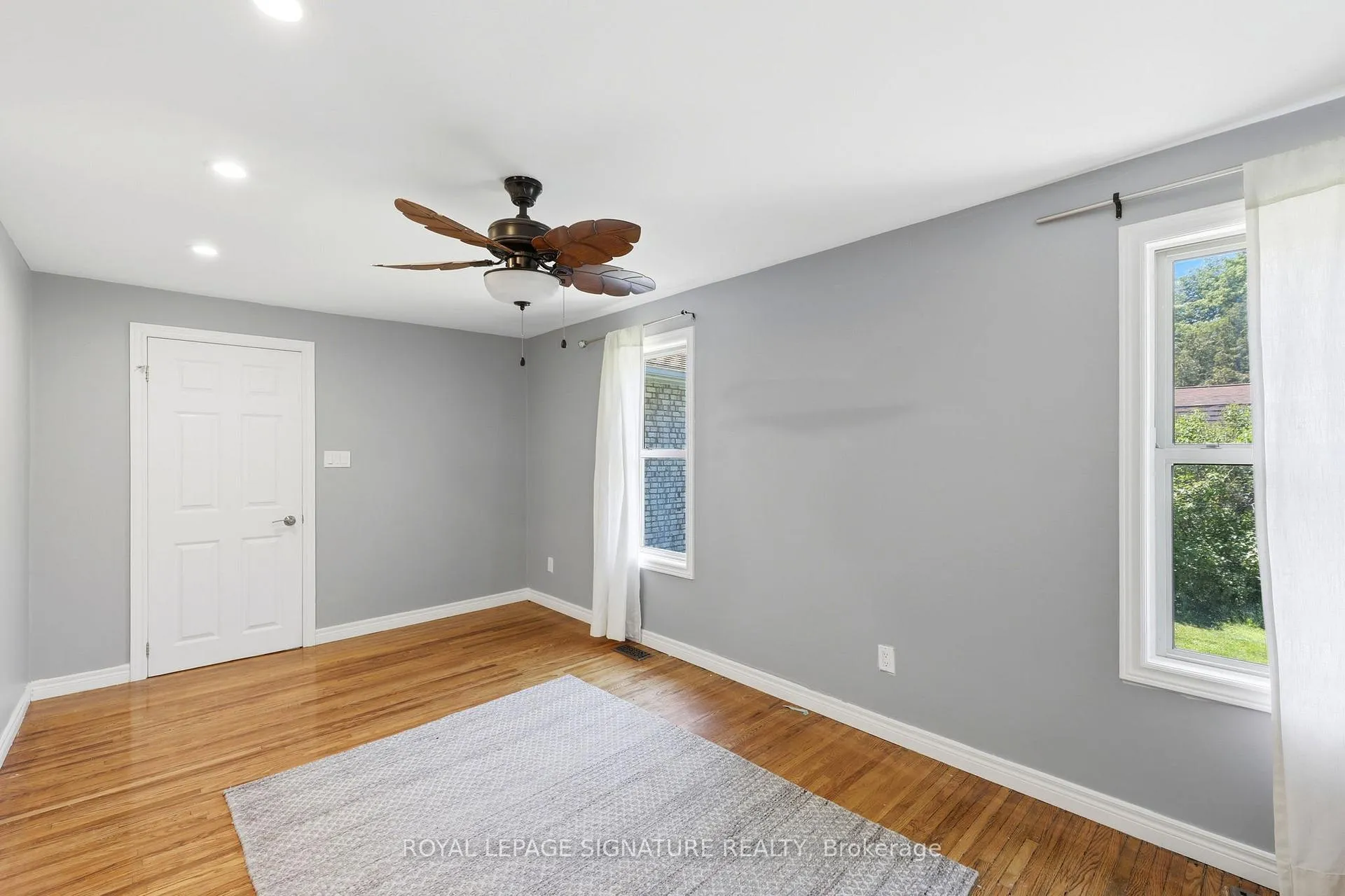 Photo 26 of 1114 Lakeshore Road, Sarnia — HOMEH