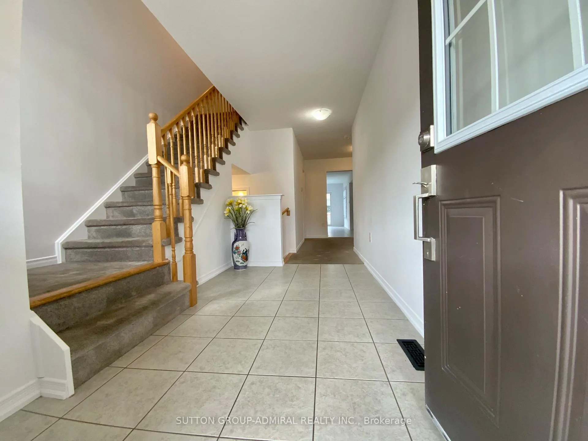 Photo 3 of 10 Beatty Avenue, Thorold, Hurricane/Merrittville — HOMEH