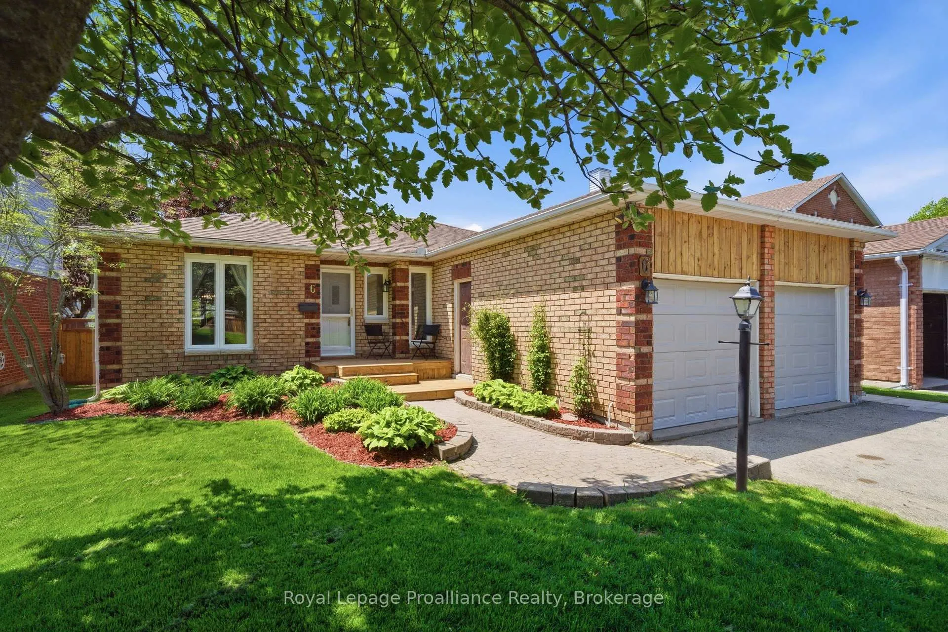 Photo 1 of 6 Doncaster Crescent, Clarington, Newcastle — HOMEH