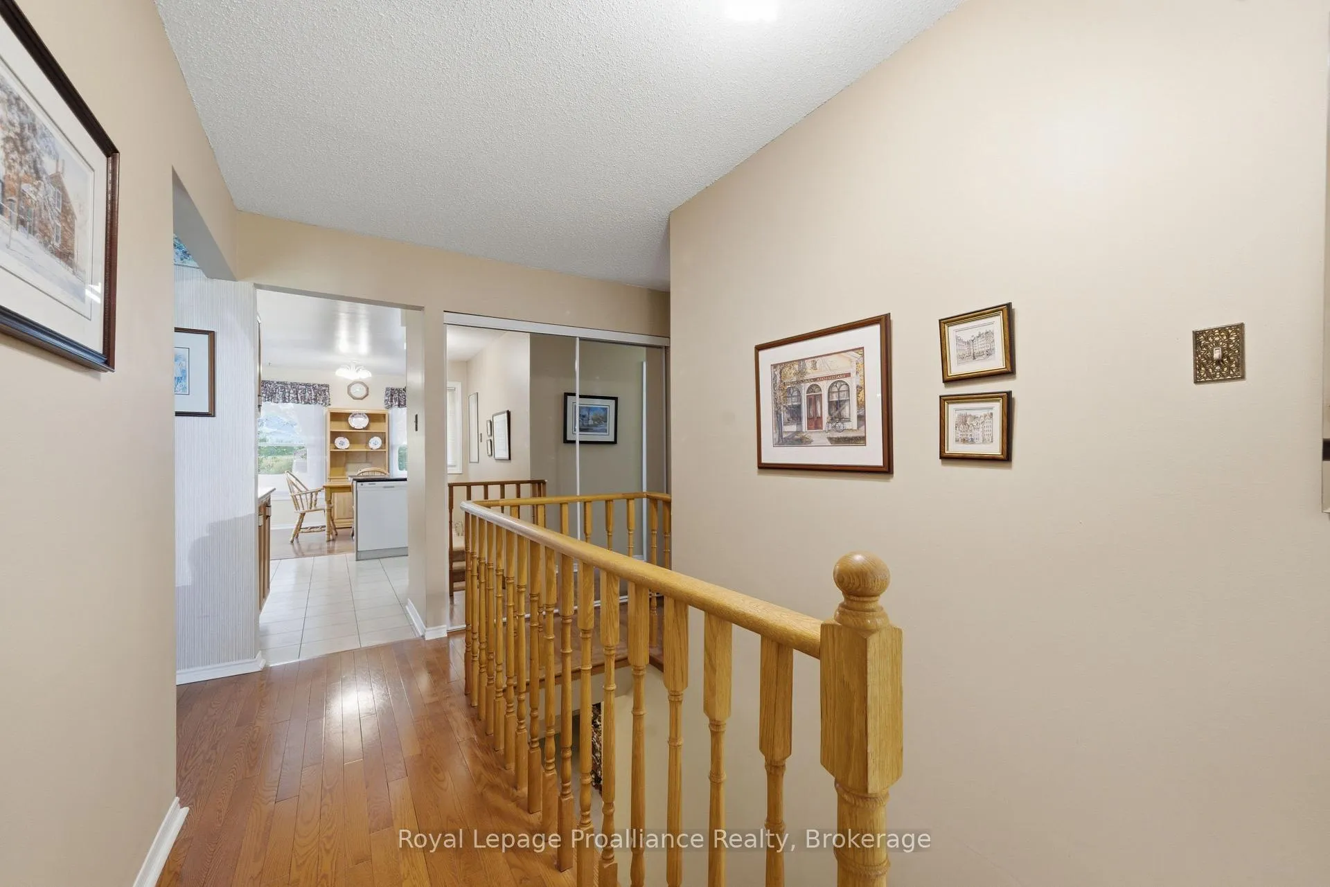 Photo 4 of 6 Doncaster Crescent, Clarington, Newcastle — HOMEH