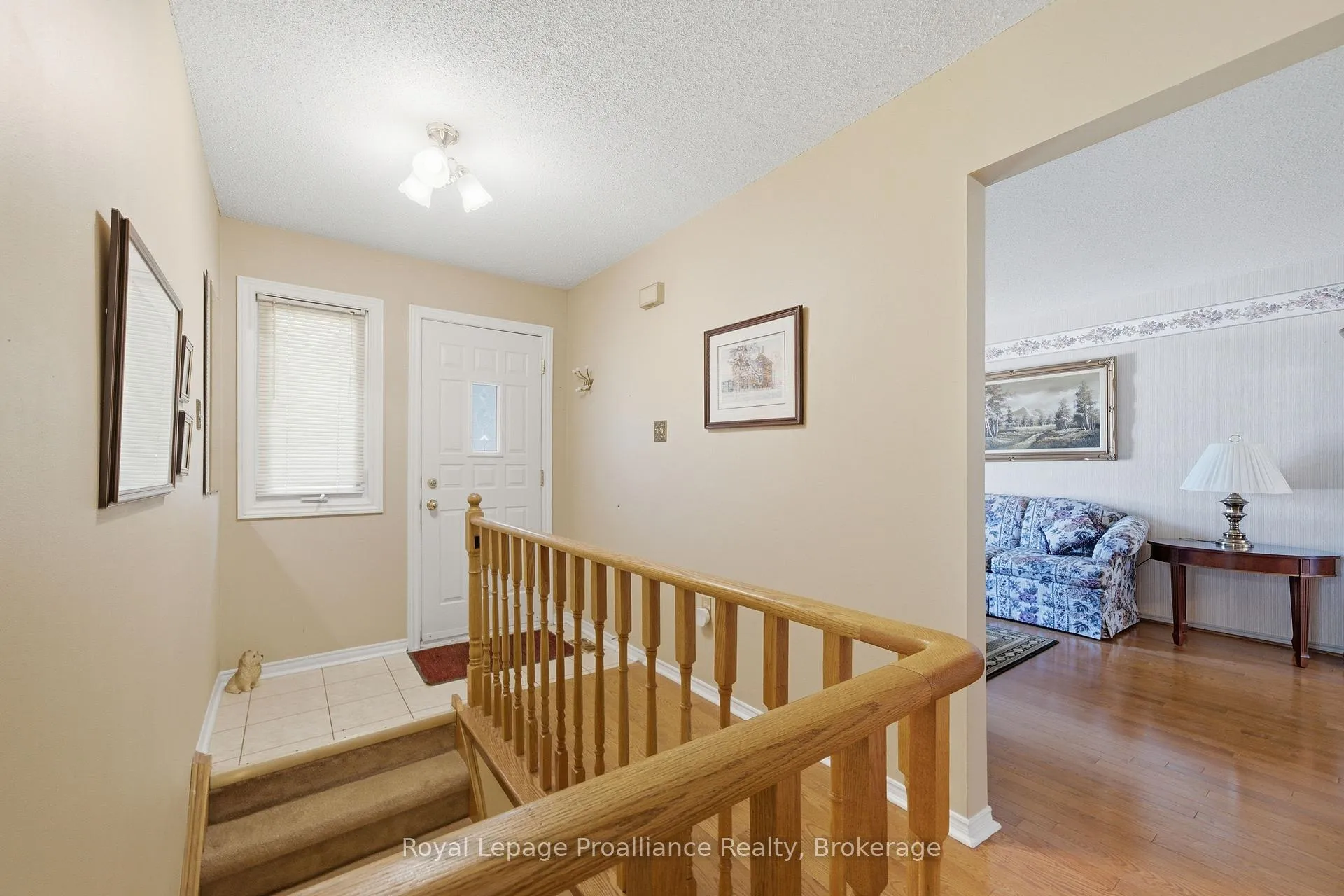 Photo 5 of 6 Doncaster Crescent, Clarington, Newcastle — HOMEH