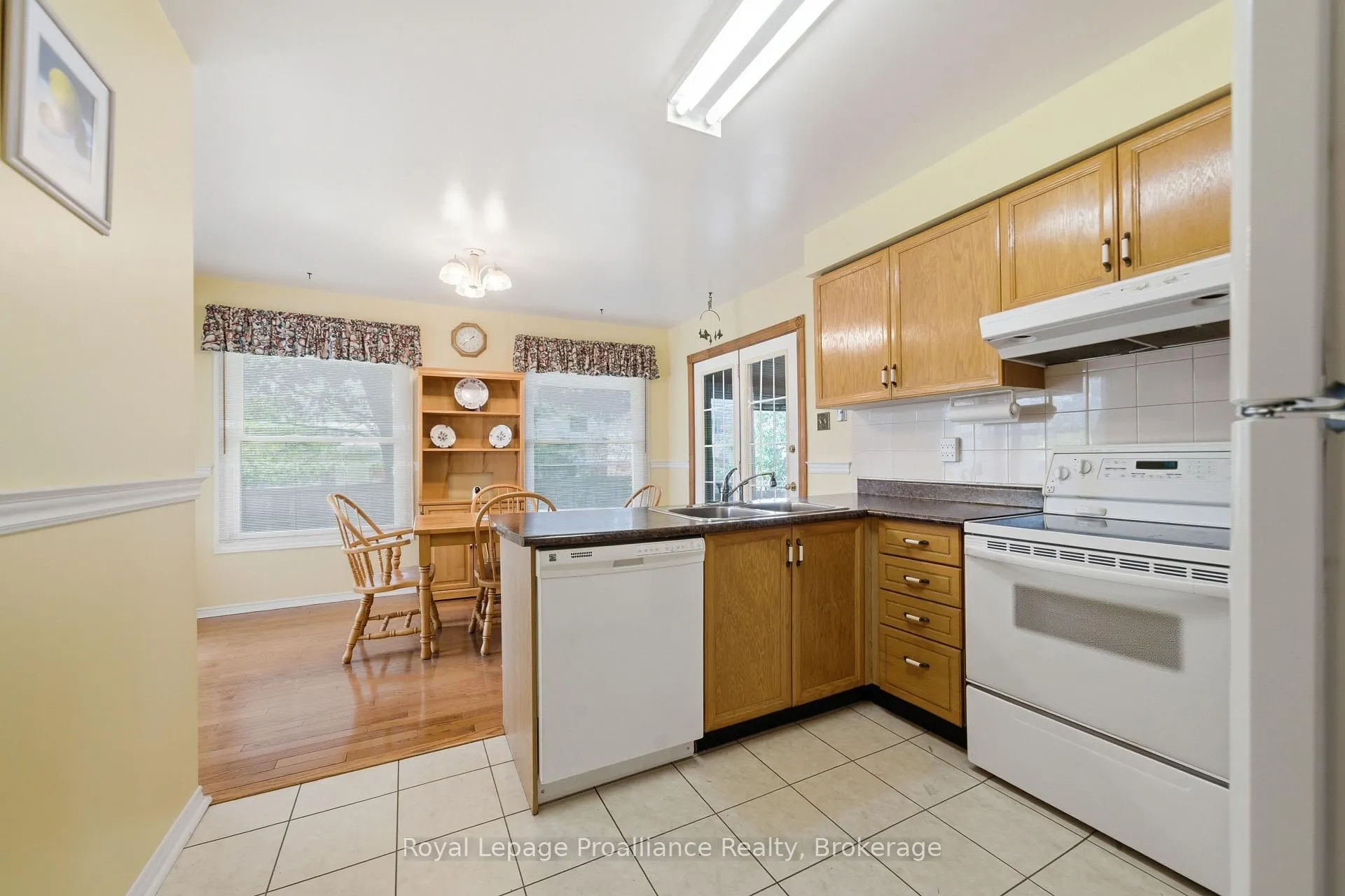 Photo 13 of 6 Doncaster Crescent, Clarington, Newcastle — HOMEH