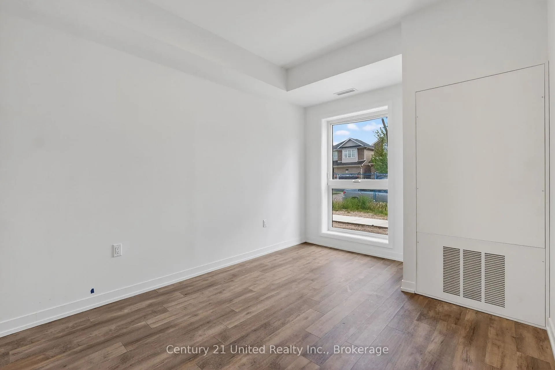 Photo 43 of Unit 403, 1687 Highway 2 Road, Clarington, Courtice — HOMEH