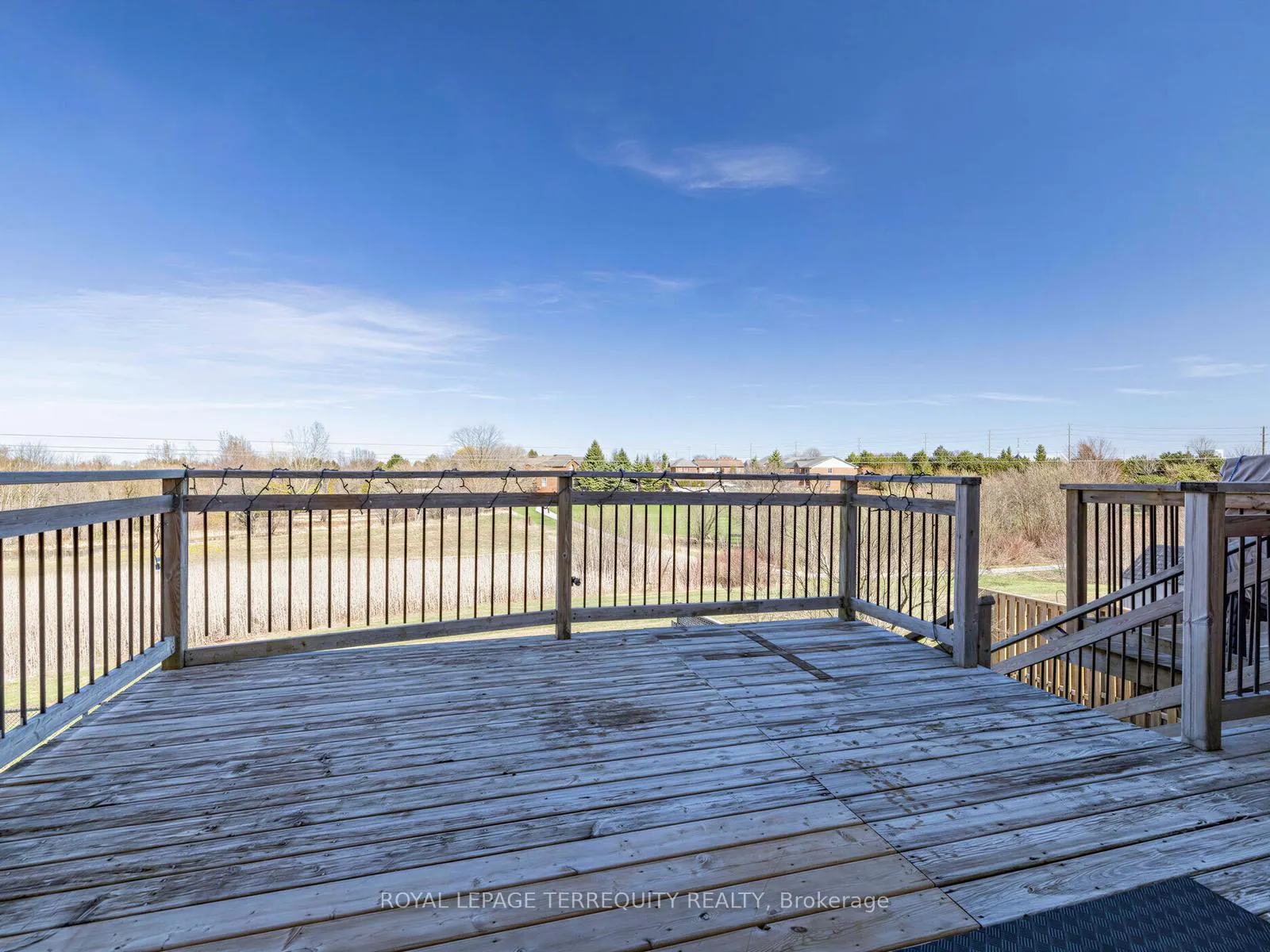 Photo 30 of 284 Pinnacle Trail, Aurora, Bayview Wellington — HOMEH
