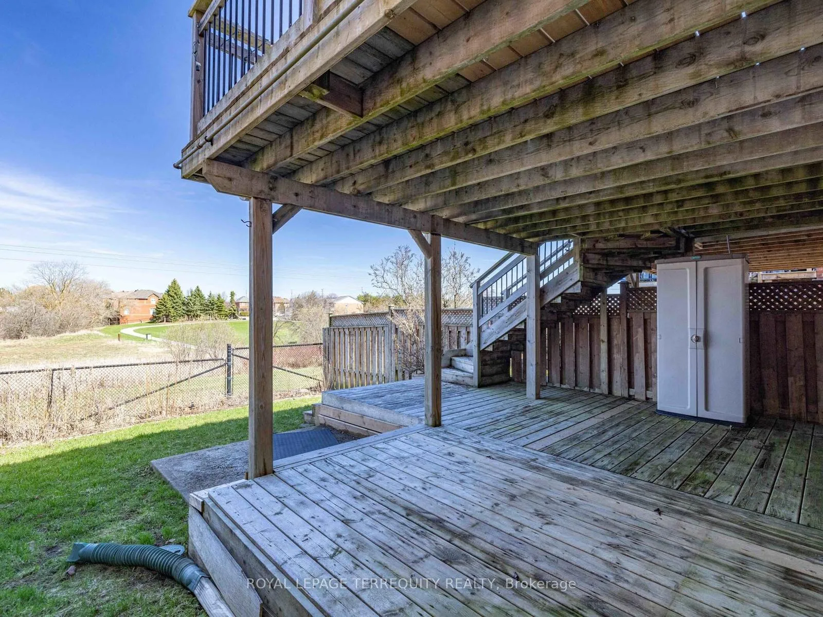 Photo 32 of 284 Pinnacle Trail, Aurora, Bayview Wellington — HOMEH