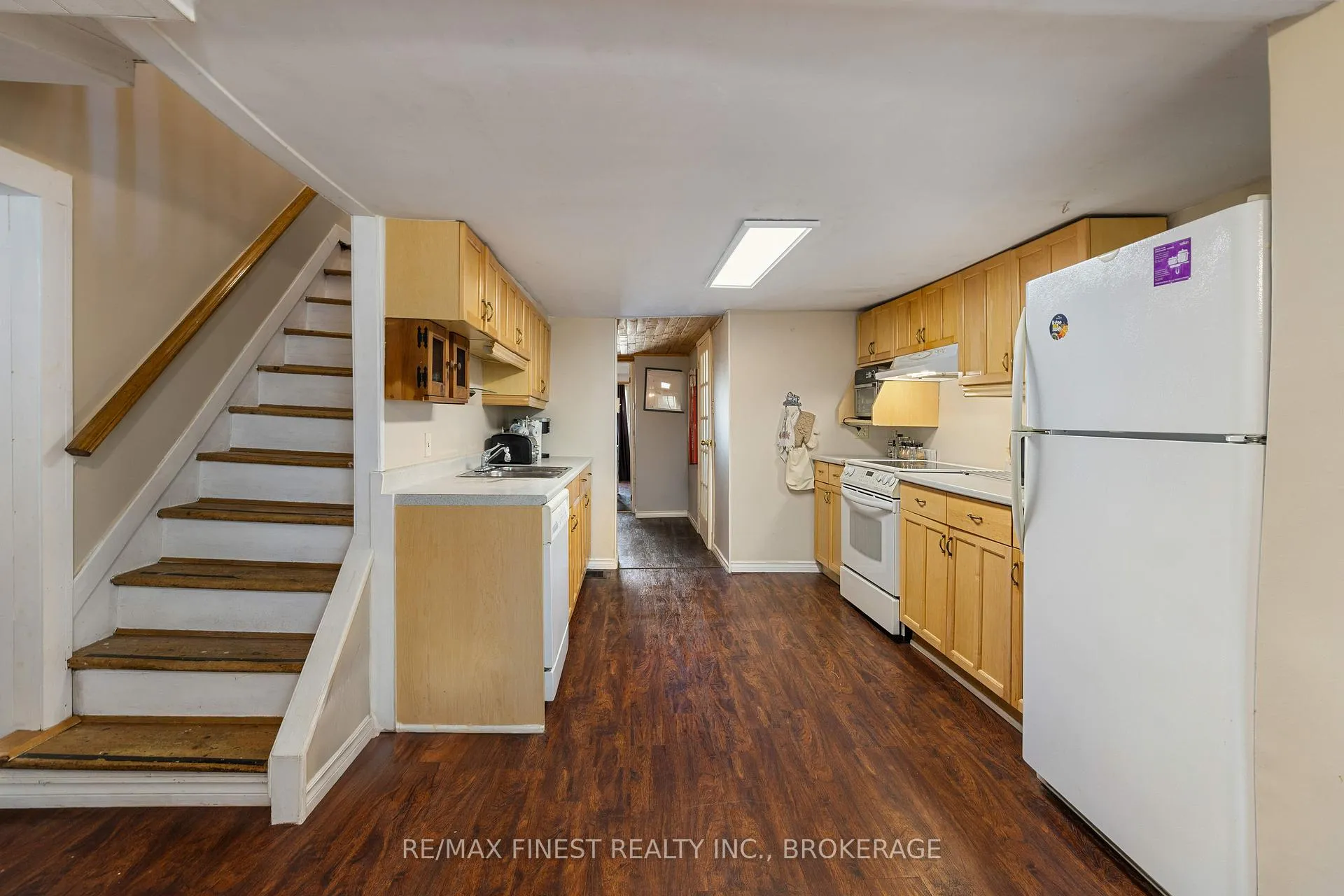 Photo 15 of 356 York Street, Kingston, East of Sir John A. Blvd — HOMEH